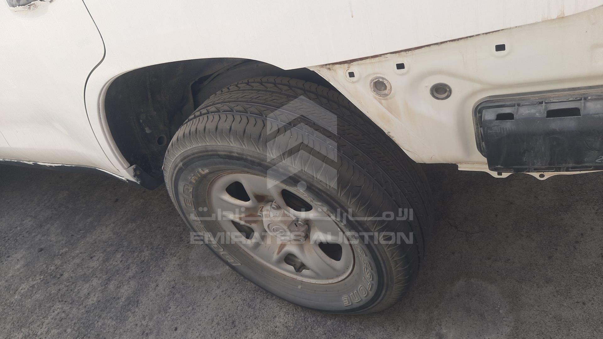 2011 TOYOTA LAND CRUISER VIN: JTMDU09J1B4033618