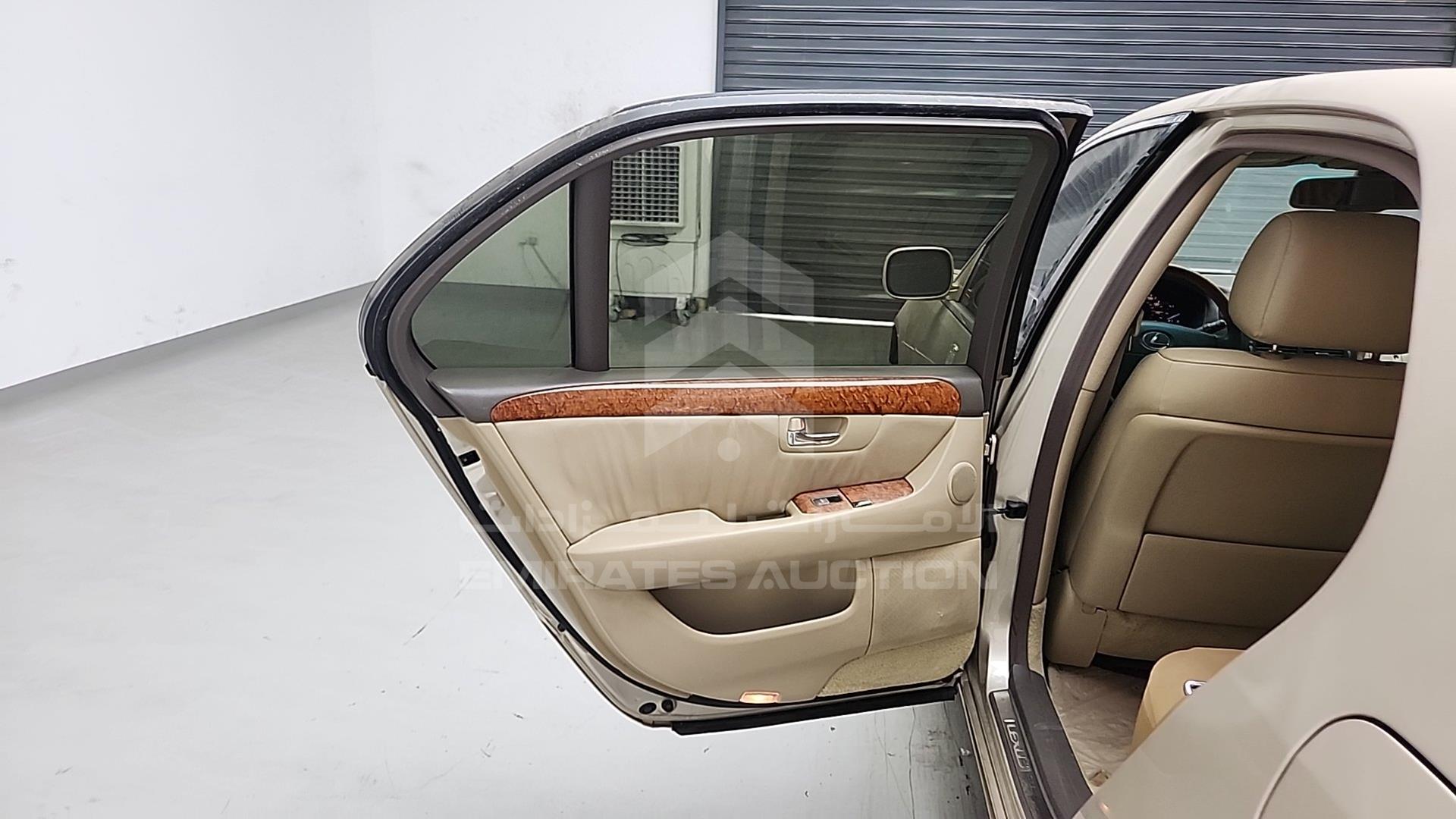 2006 LEXUS LS 430 VIN: JTHBN36F965036027