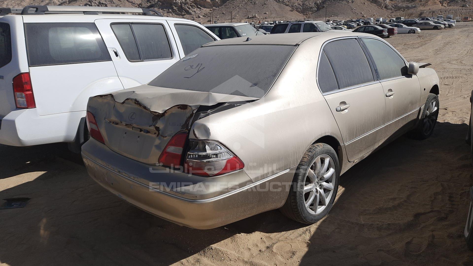 2001 LEXUS --- VIN: JTHBN30F810013384