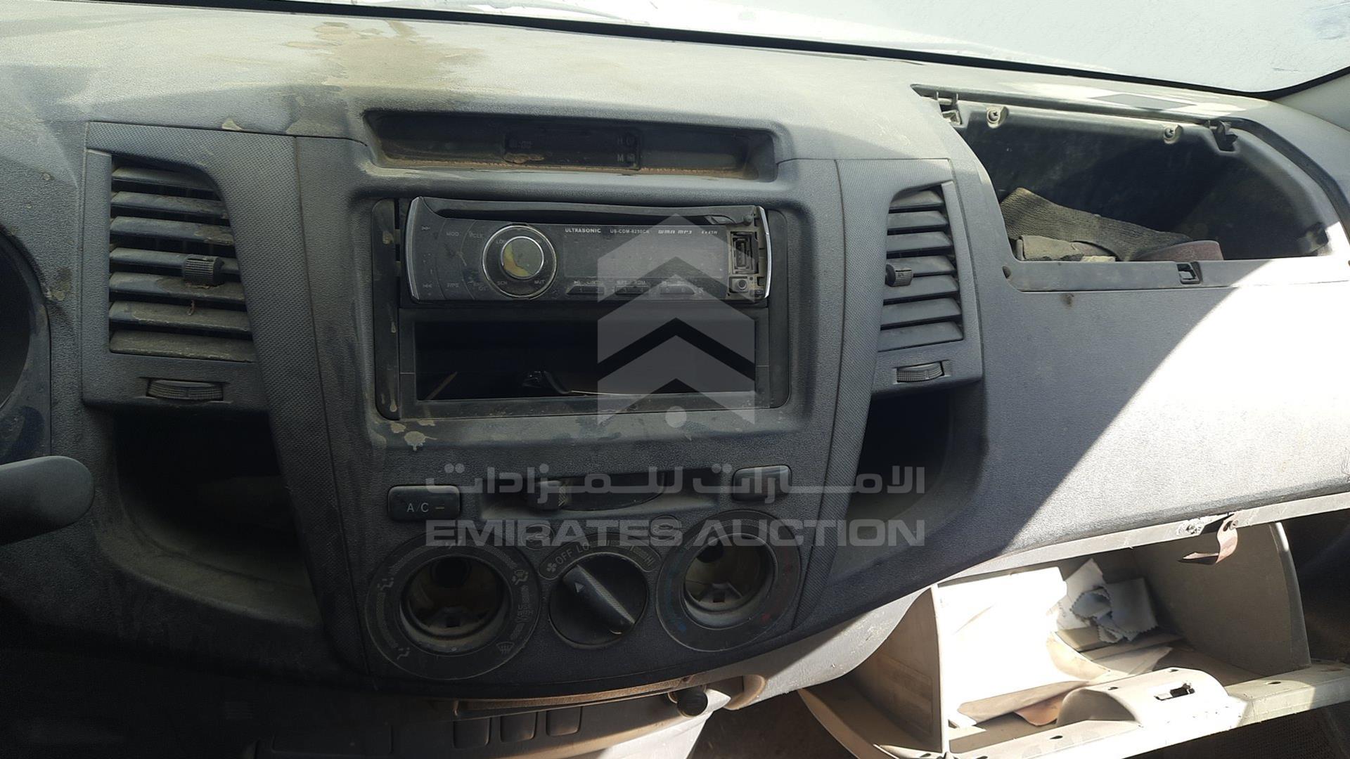 2008 TOYOTA HILUX VIN: MR0EX12G582014981