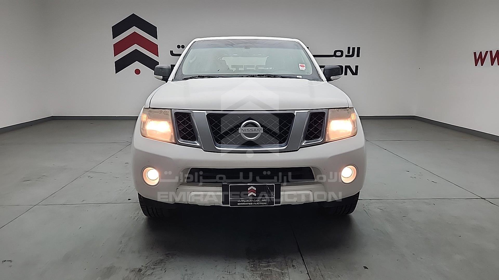 2015 NISSAN PATHFINDER VIN: VSKLR11A3FA579132