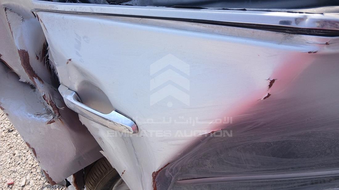 تويوتا كورولا 2008 — الباب الخلفي الأيمن — صورة 21
