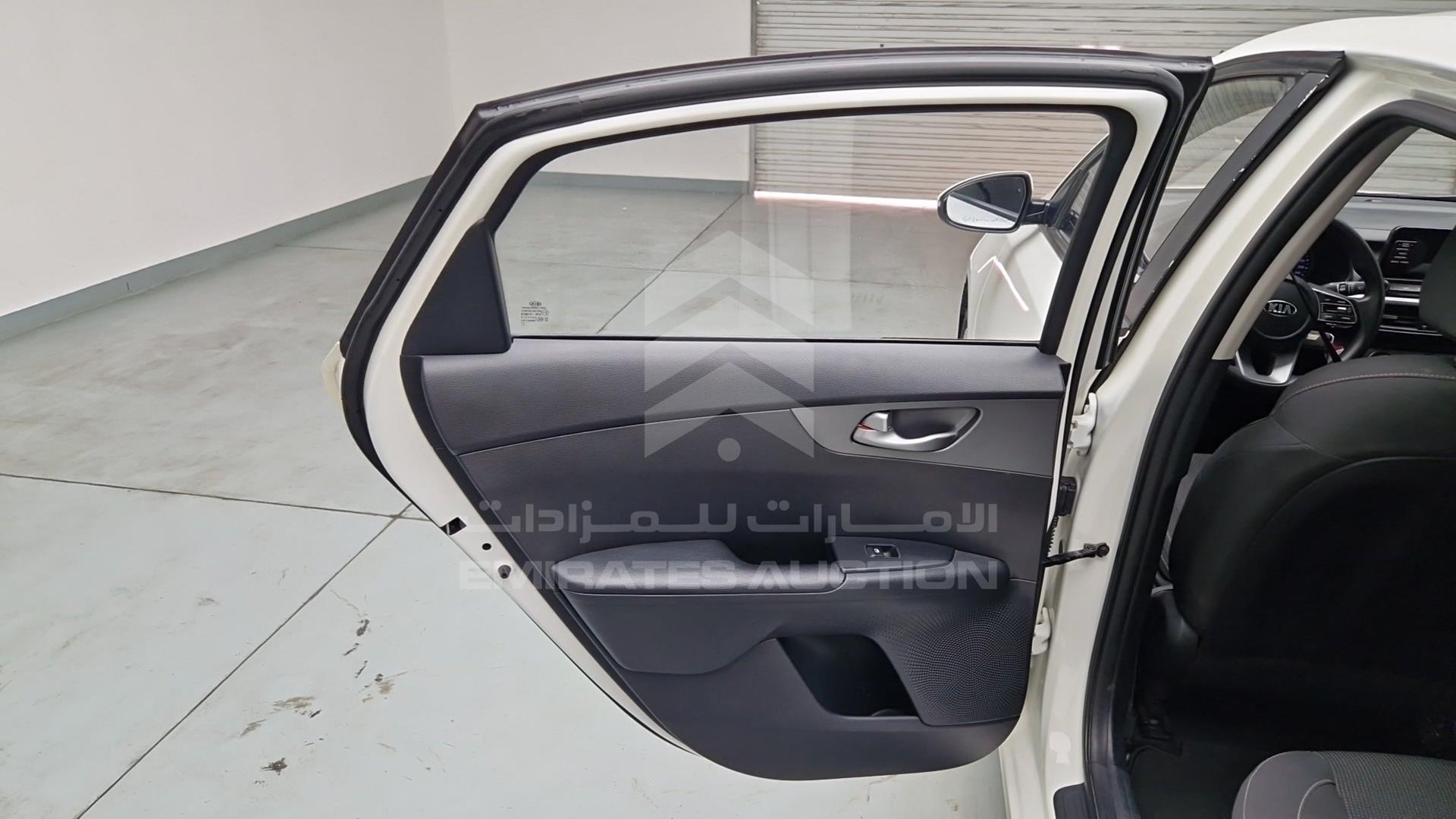 2020 KIA CERATO VIN: KNAF24166L5856938