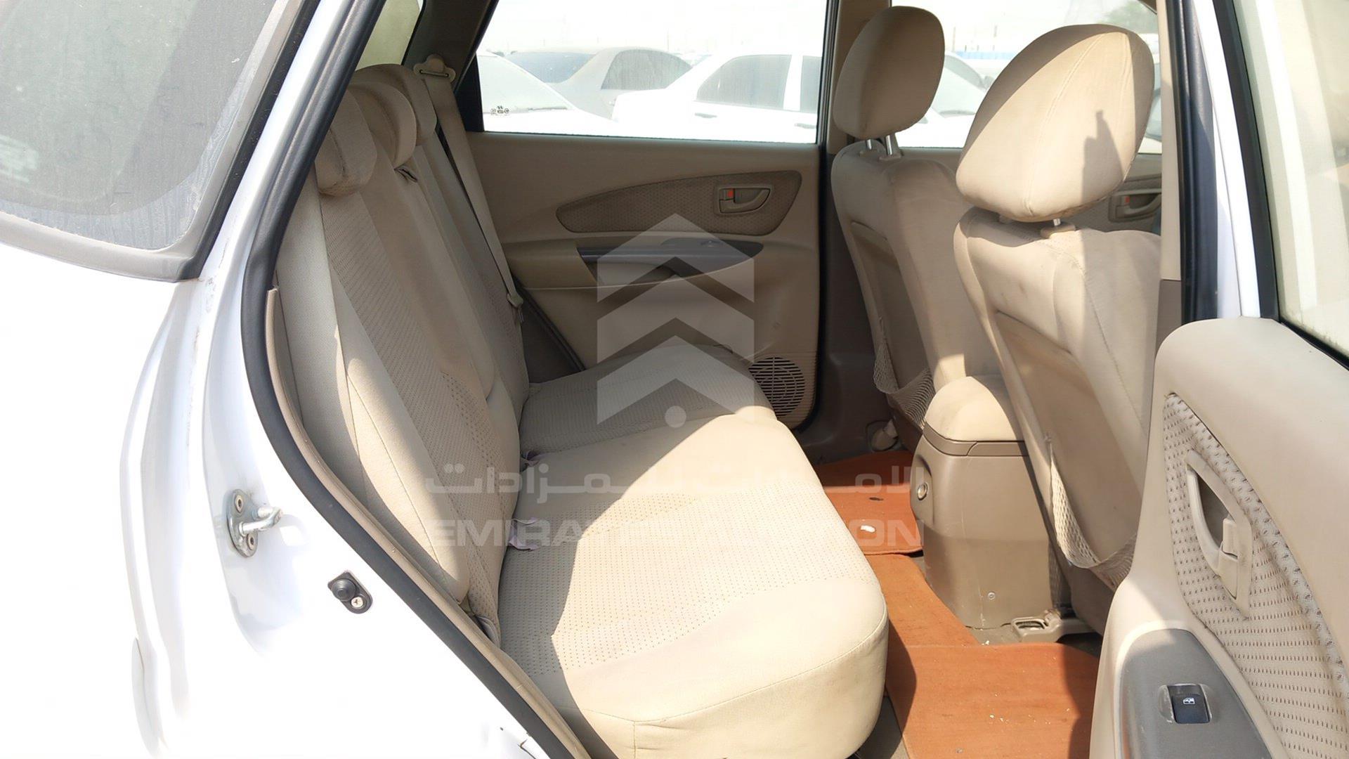 2009 HYUNDAI TUCSON VIN: KMHJM81B19U945936