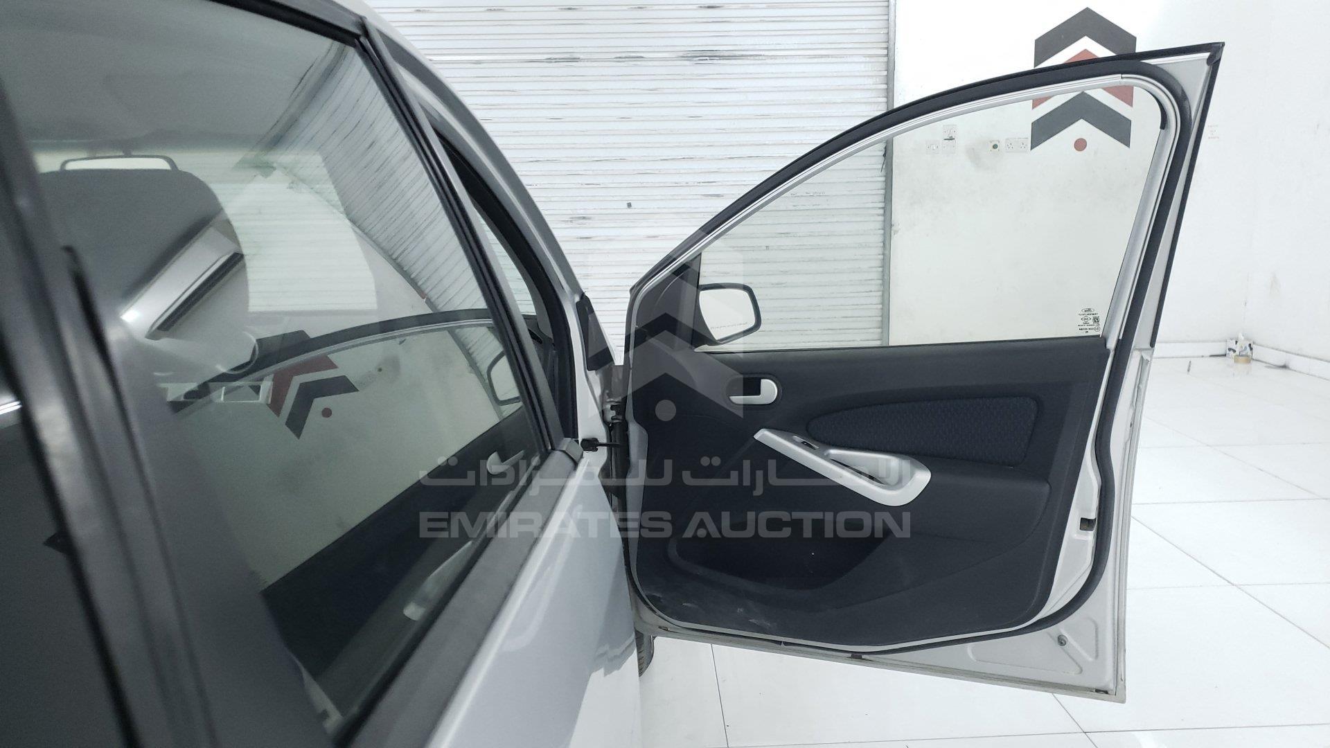 MAJTJ2ZD2FAR42183 - 2015 Ford Figo - #393345