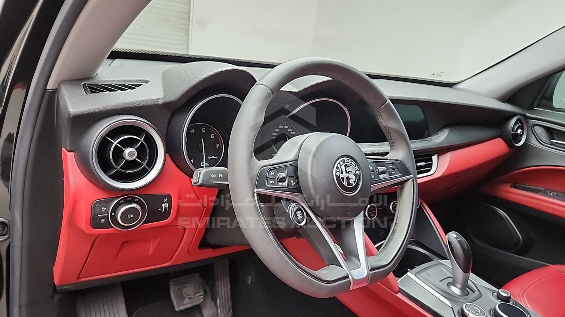 2019 ALFA ROMEO STELVIO VIN: ZASPAHBN4K7C52693