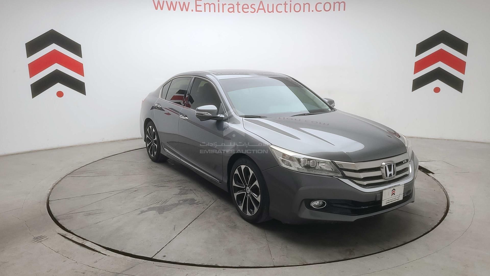 2016 HONDA ACCORD VIN: LUCCR3643G3400962