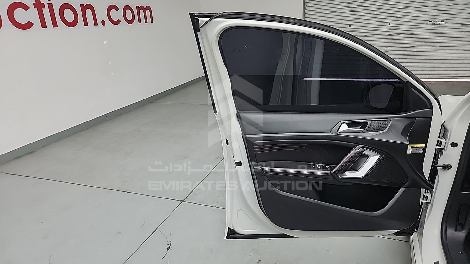 2016 PEUGEOT 308 VIN: VF3L35GY0GS001196