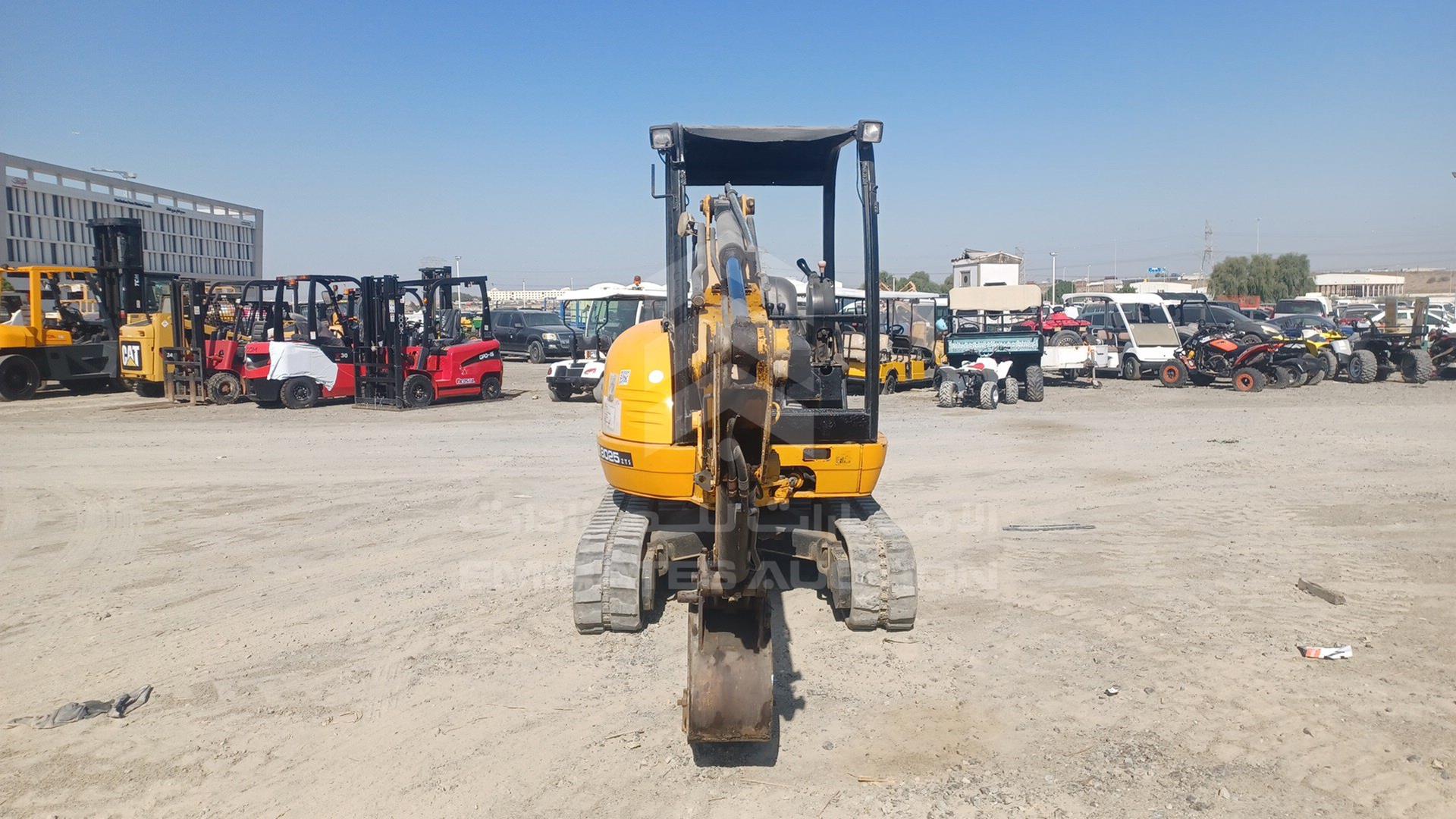 2011 JCB --- VIN: JCB08025P02020131