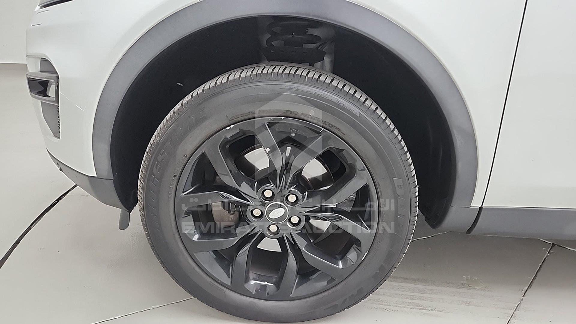 2017 LAND ROVER DISCOVERY VIN: SALCA2BG2HH714587