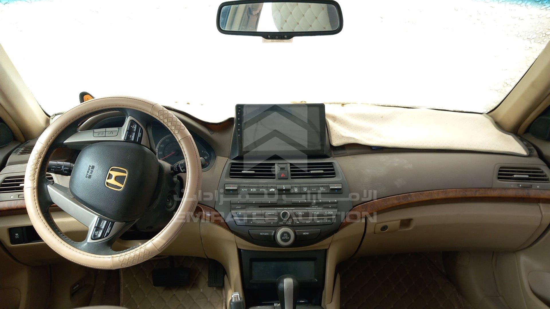 2011 HONDA ACCORD VIN: 1HGCR3F86BA011204