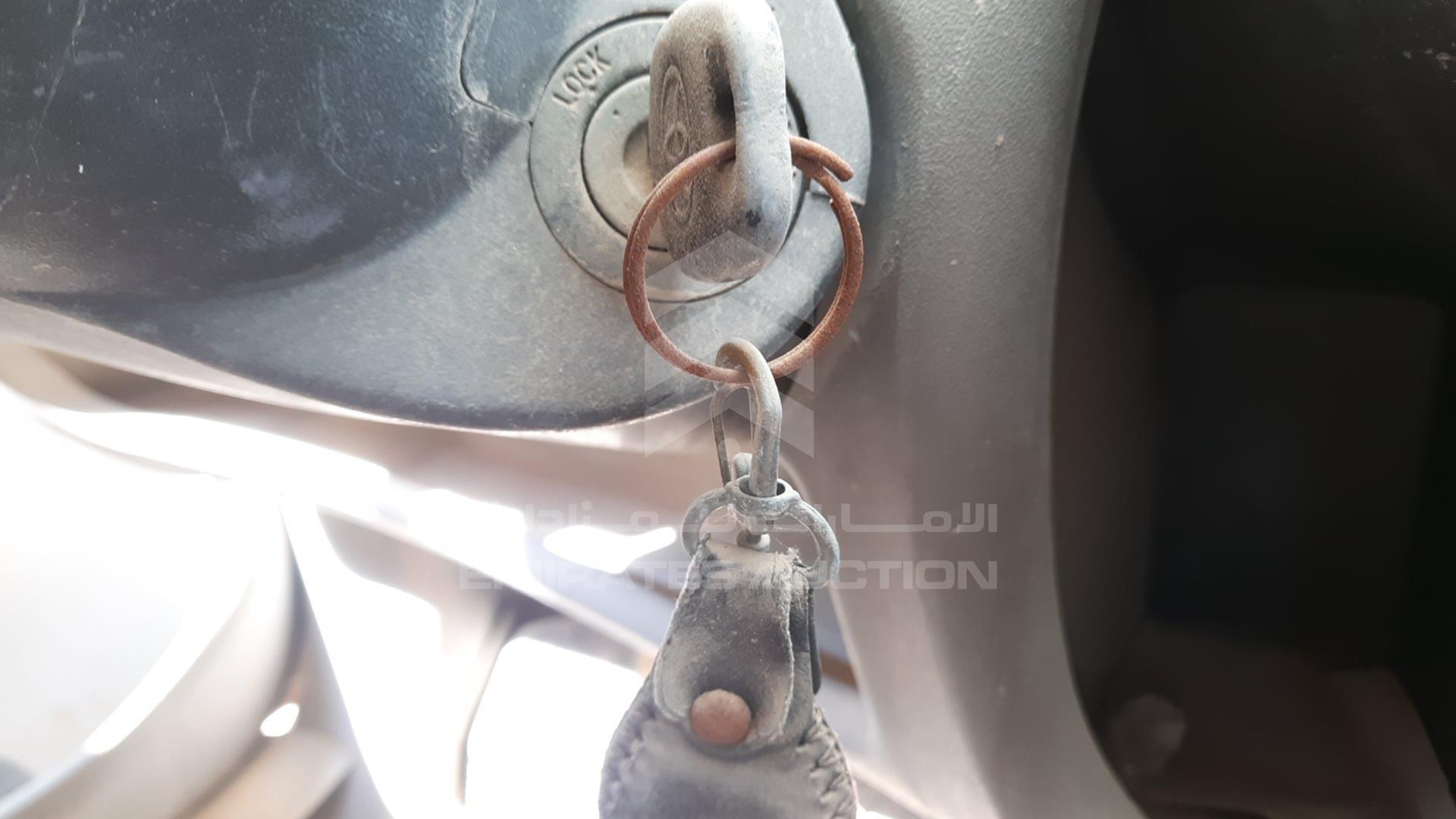 2005 TOYOTA ECHO VIN: JTDBW133750084408