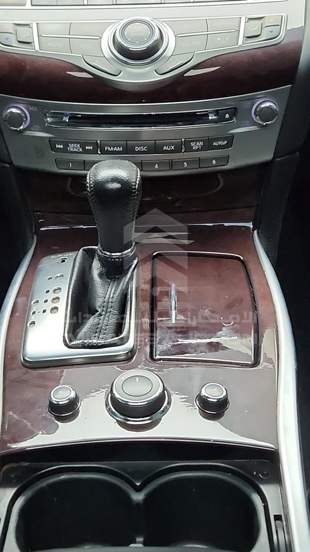 2016 INFINITI Q70 VIN: JNKBY1AP2GM320148