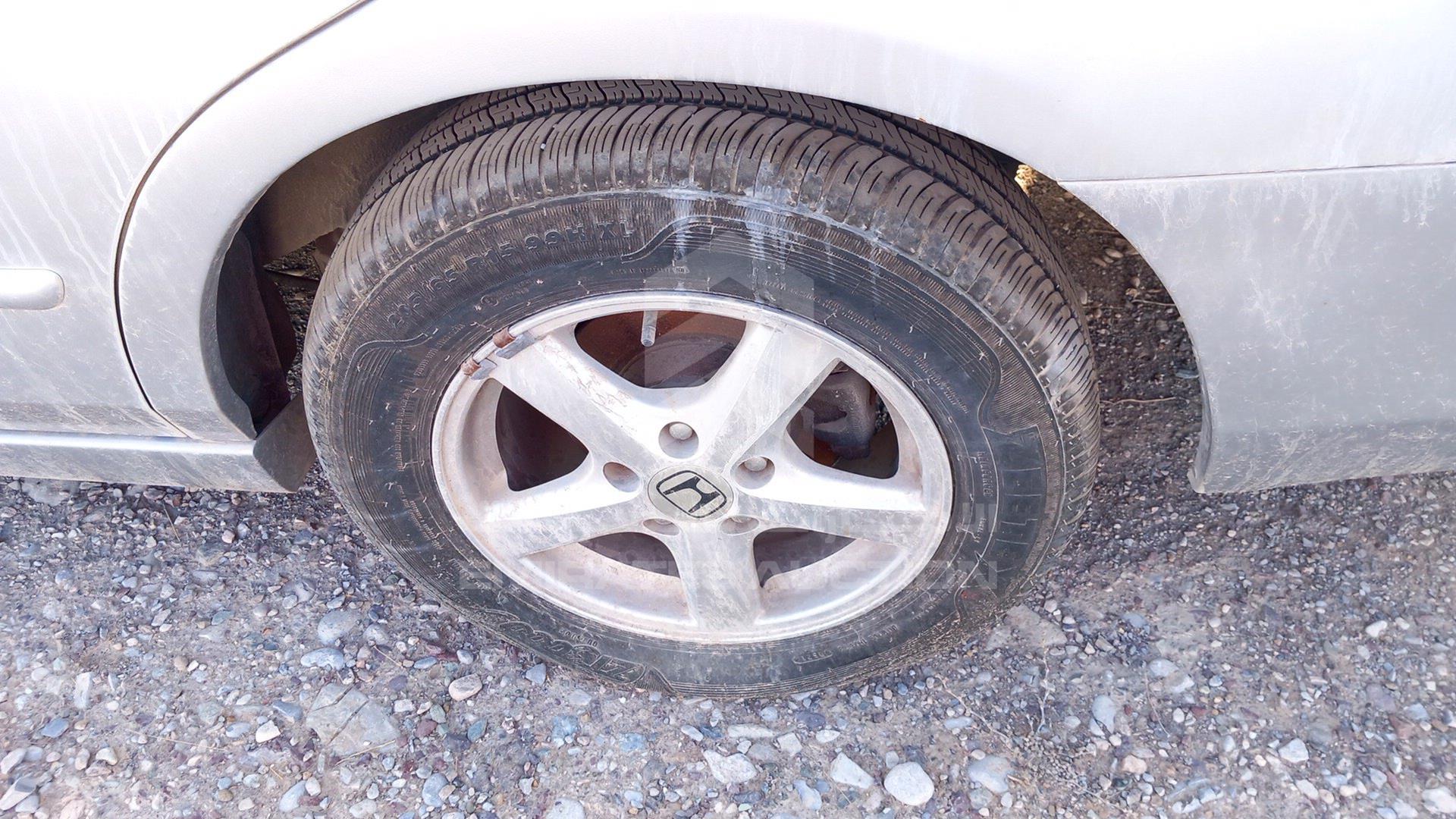 2007 HONDA ACCORD VIN: JHMCM56767C415074
