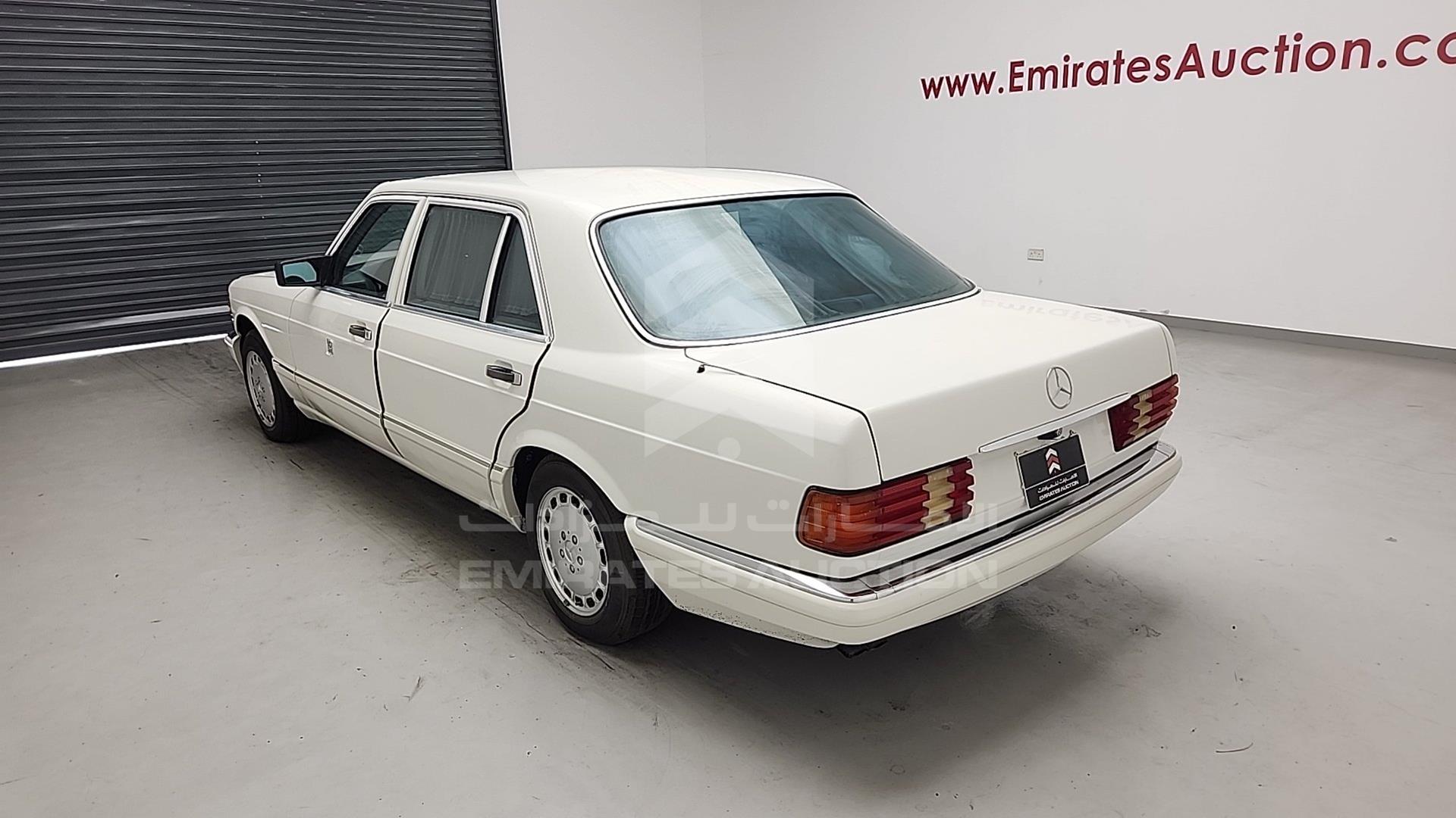 1988 MERCEDES SEL 560 VIN: WDB1260371A413501