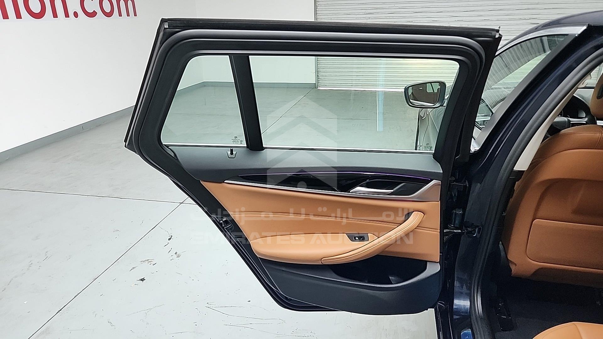 2020 BMW 520 VIN: WBAJT1A03LCE38689