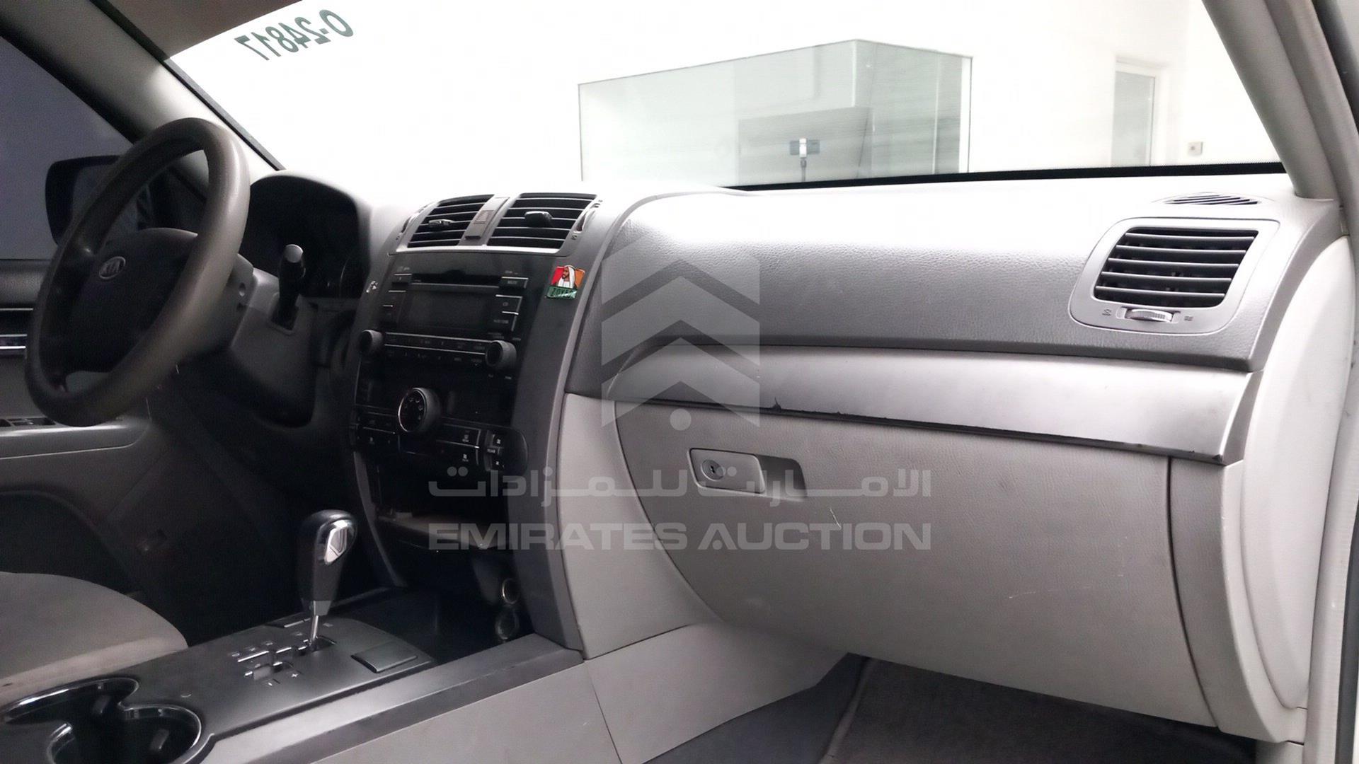 2012 KIA MOHAVE VIN: KNAKN8112C5073262