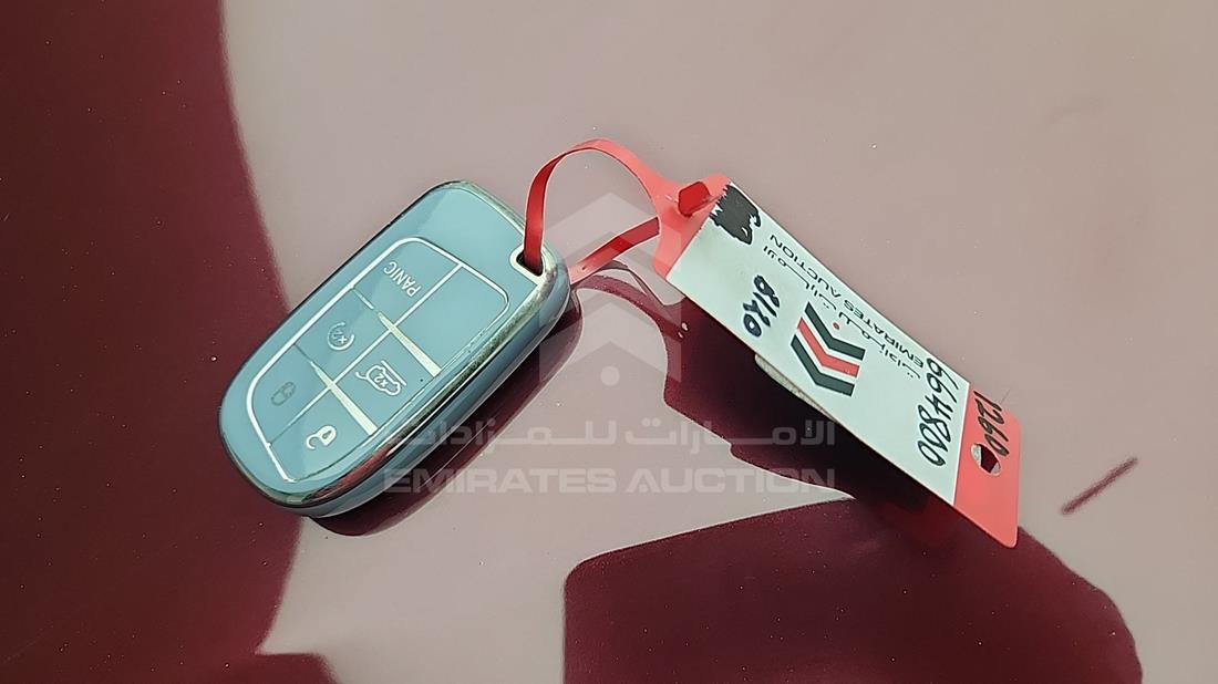 2019 Jeep Grand Cherokee — Keys — Photo 4