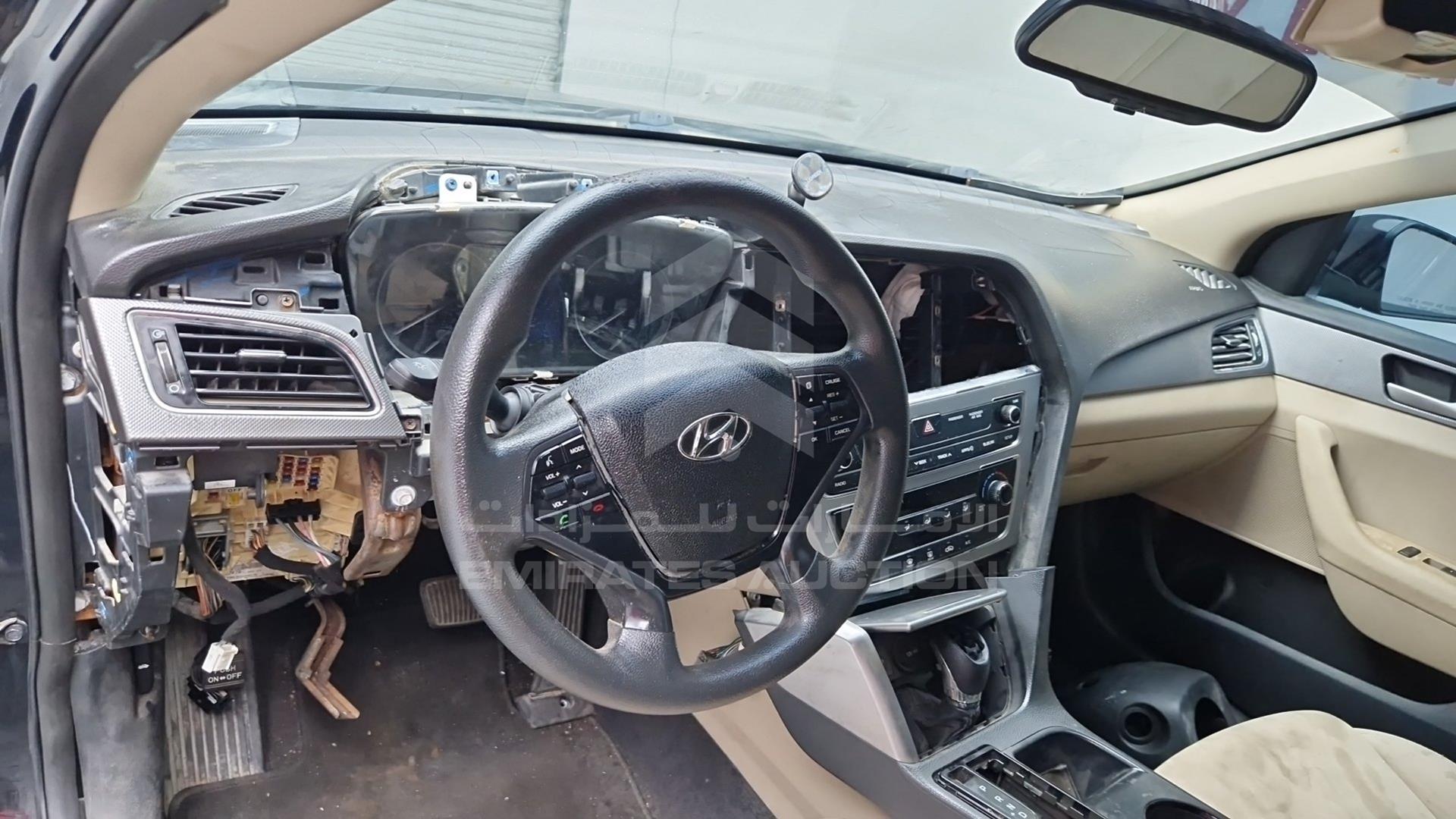 2016 HYUNDAI SONATA VIN: 5NPE24AF7GH273542