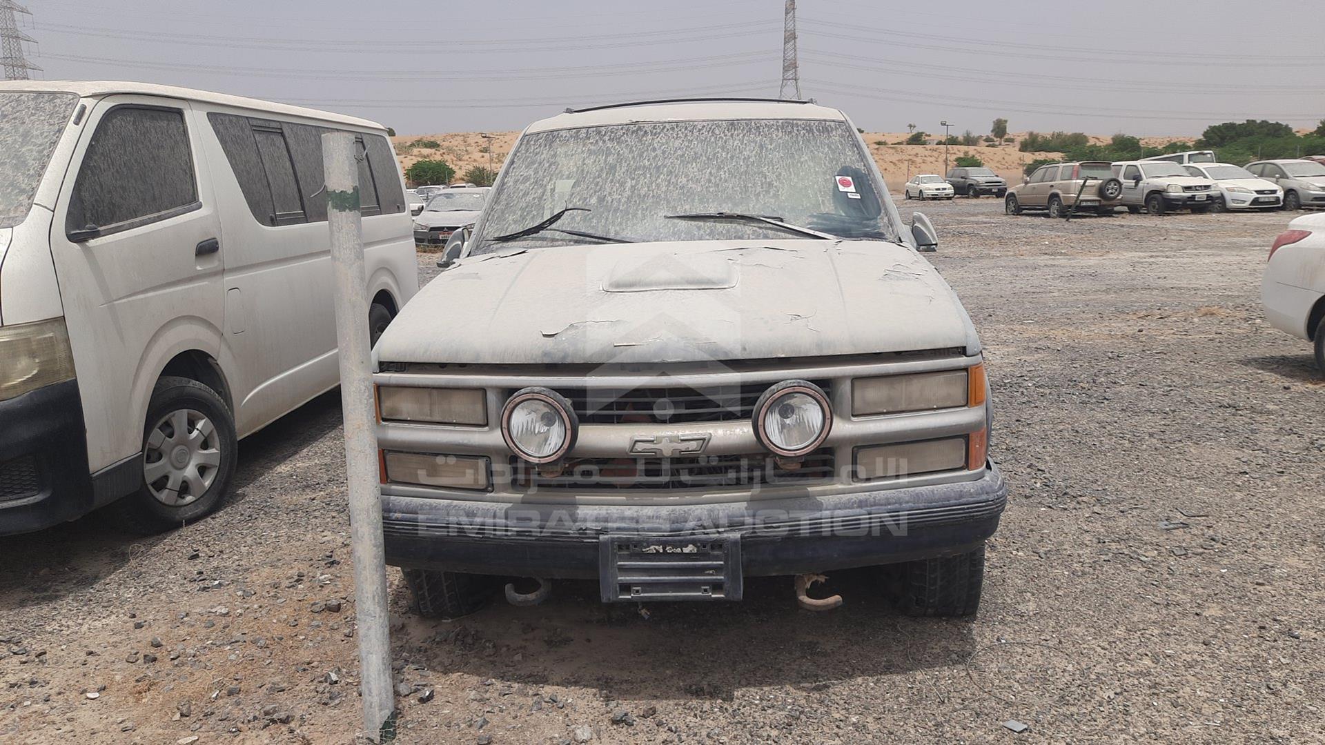 1996 CHEVROLET TAHOE VIN: 3GNEK18R6TG156771