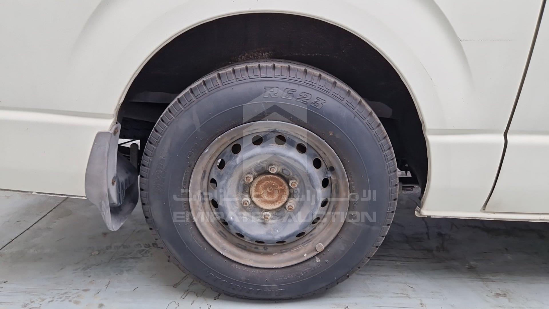 2007 TOYOTA HIACE VIN: JTGJX02P575006788