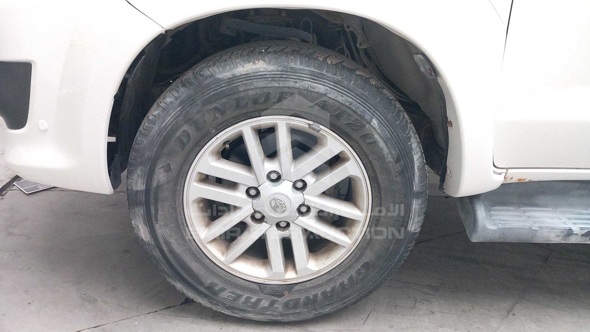 2014 TOYOTA FORTUNER VIN: MHFYU59G7E7032094