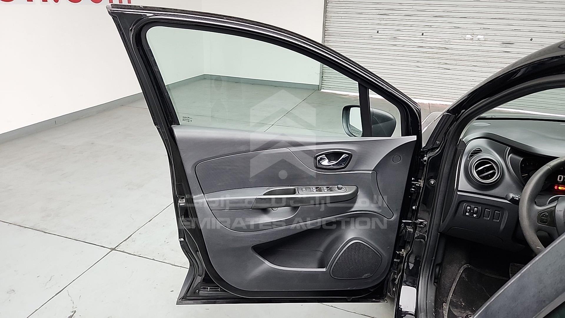 2016 RENAULT CAPTUR VIN: VF12RRHE0GW534074
