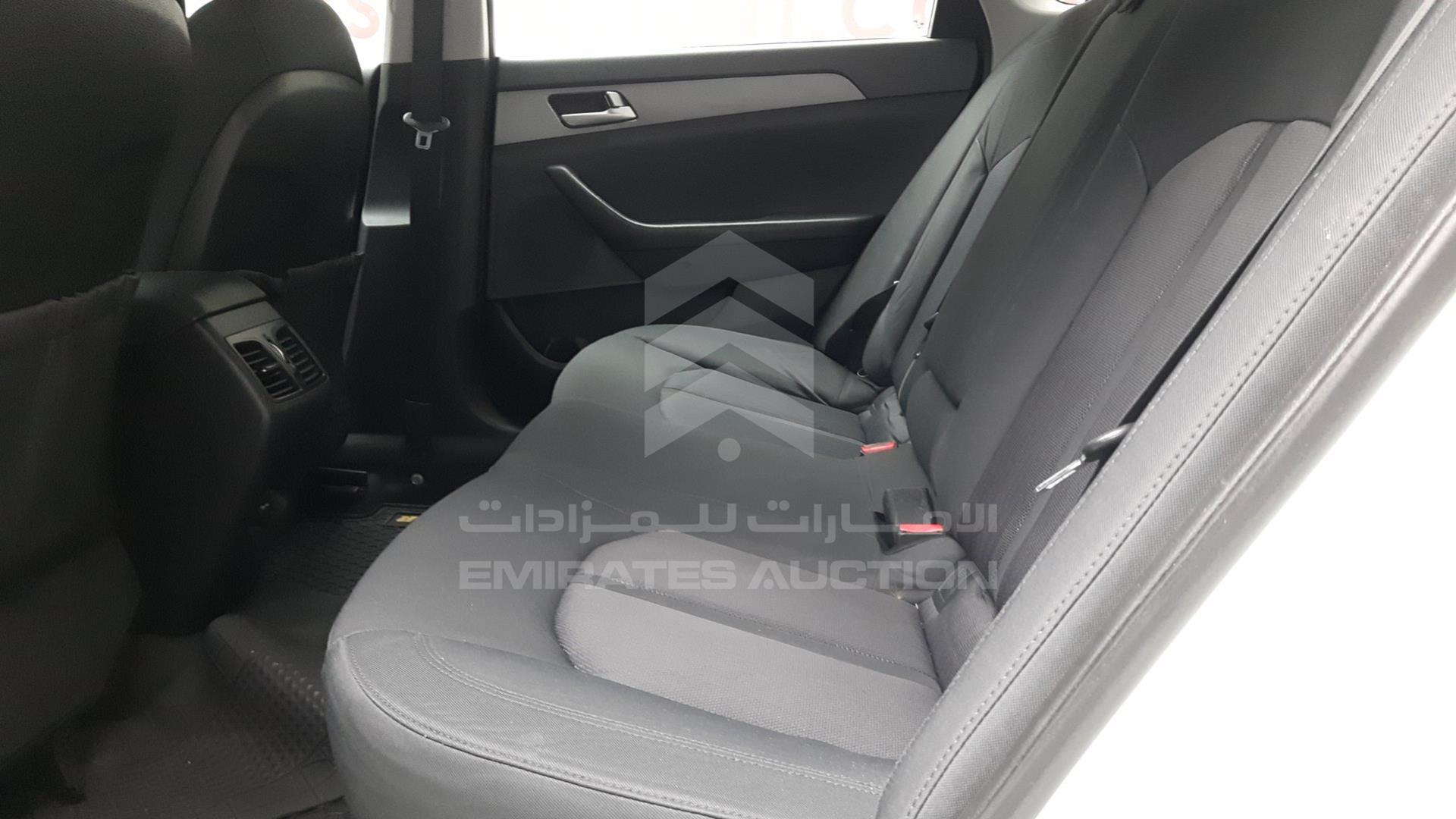 2018 HYUNDAI SONATA VIN: KMHE24139JA081992