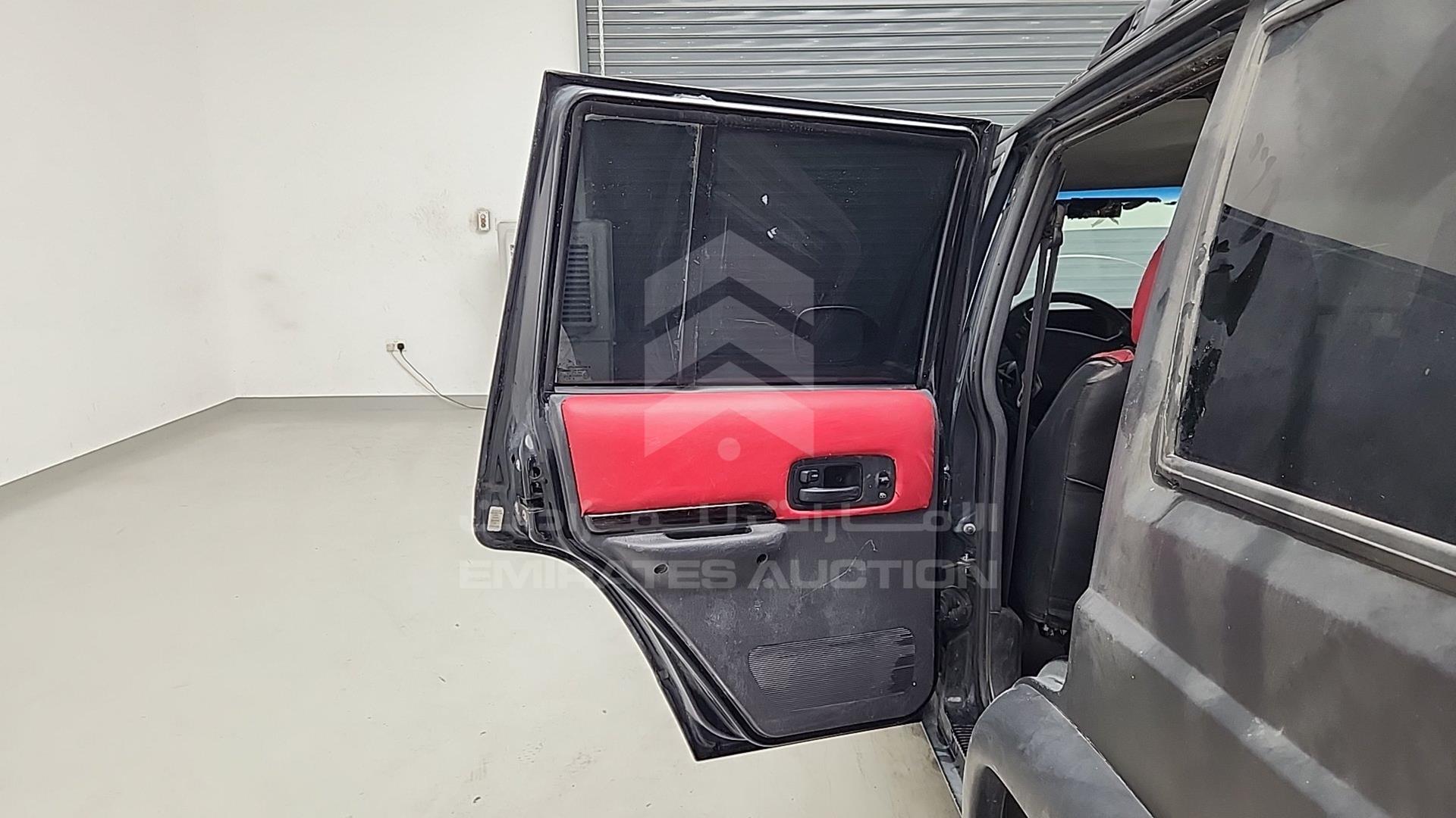 2001 JEEP CHEROKEE VIN: 1J4FT58S81L600635