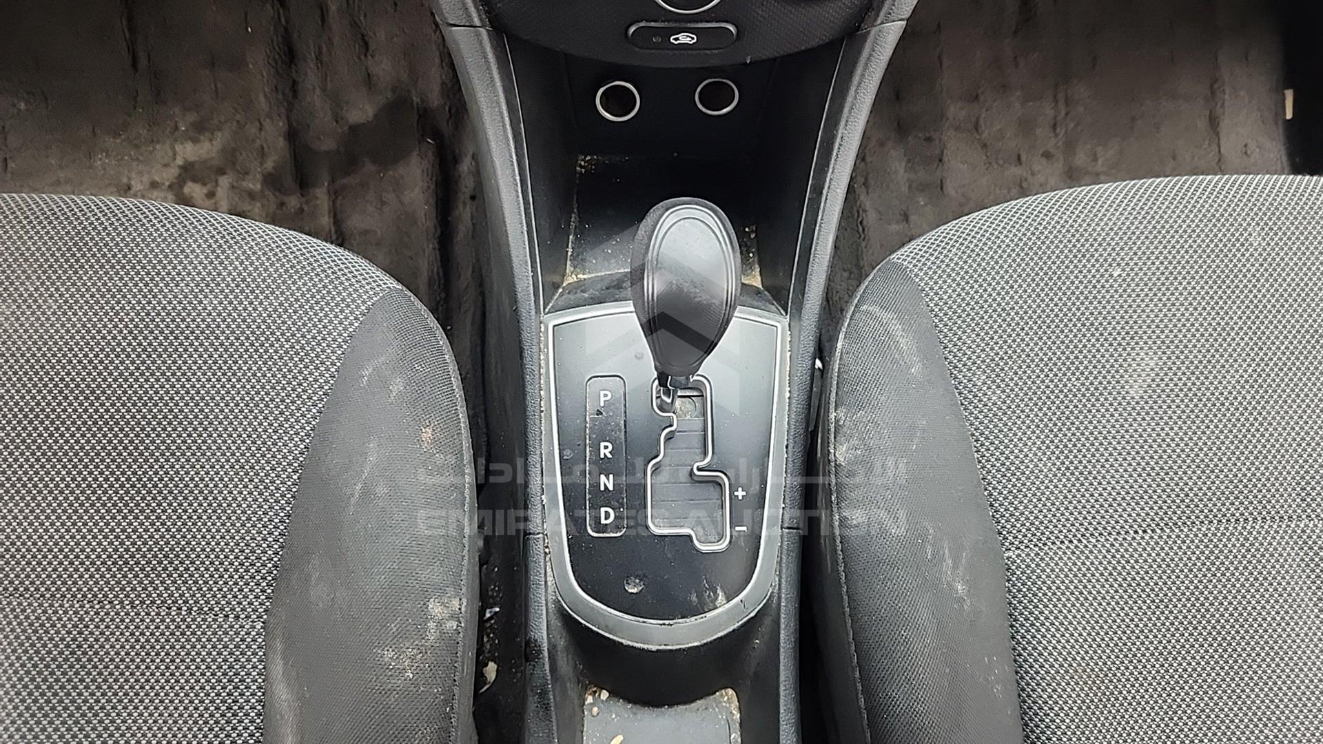 2013 HYUNDAI ACCENT VIN: KMHCT41D7DU336204
