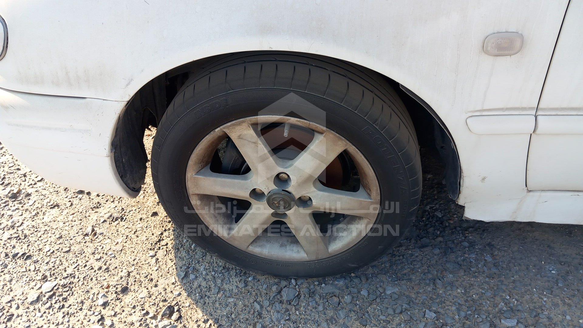 2000 TOYOTA COROLLA VIN: JT2BA13E9Y3101656