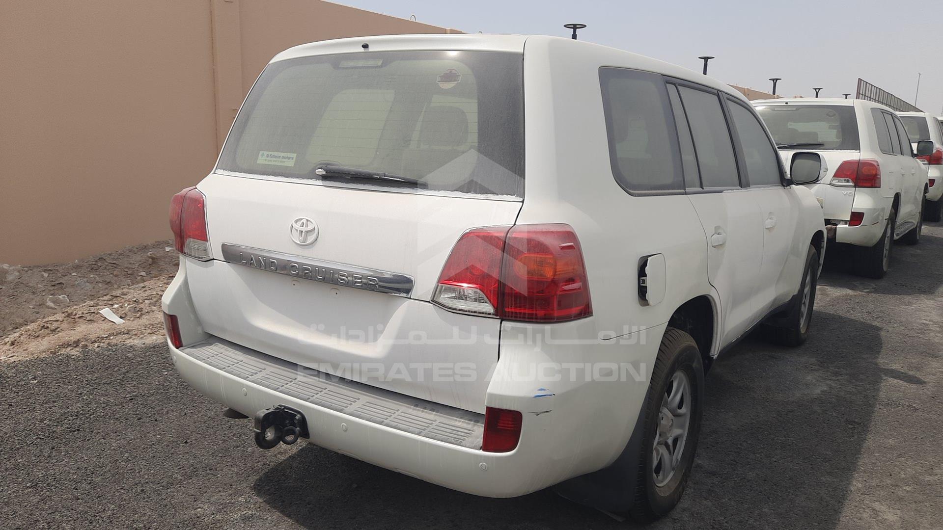 2013 TOYOTA LAND CRUISER VIN: JTMDU09J8D4064092