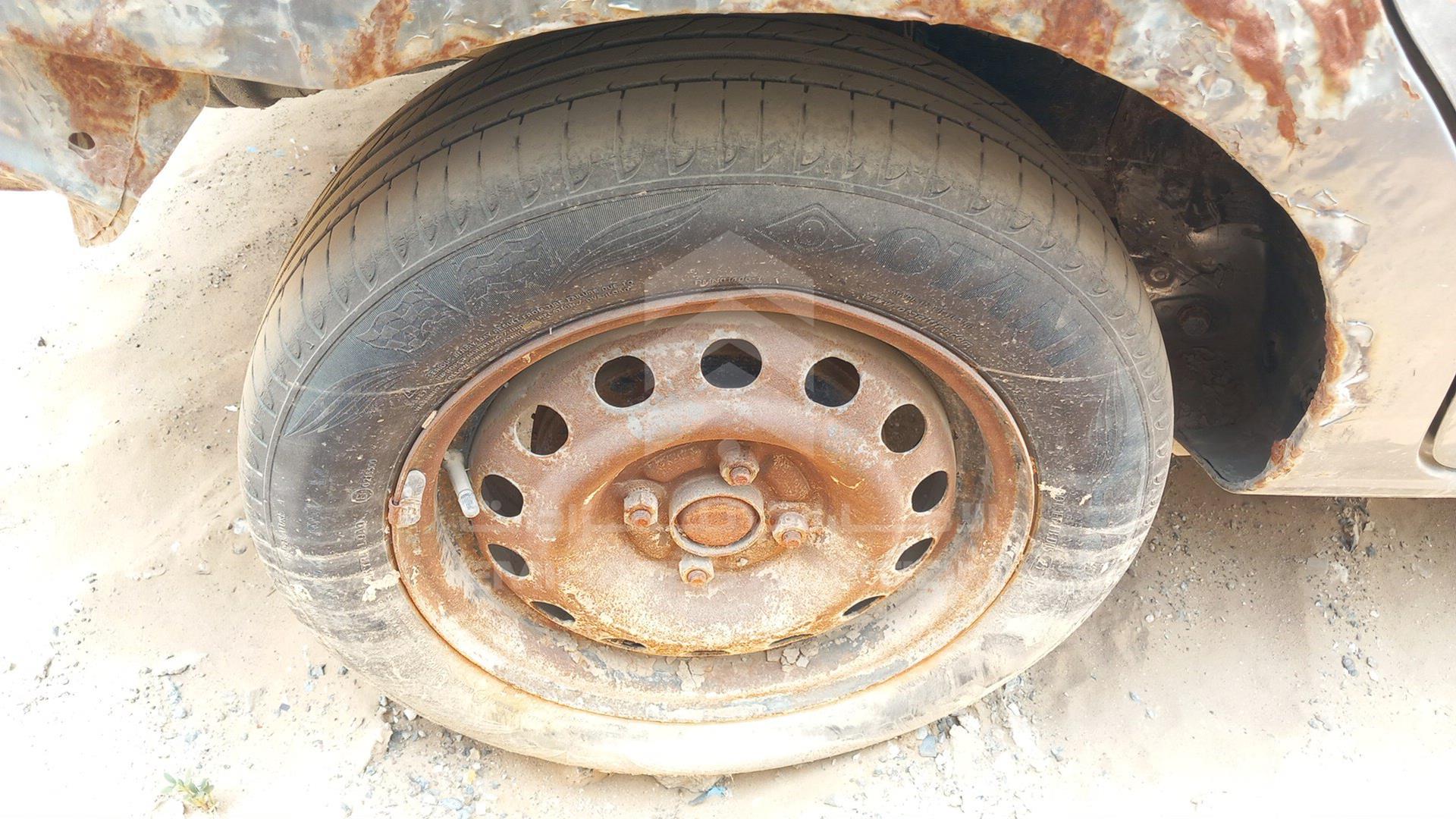 0 MITSUBISHI --- VIN: MMDAFT6J5MH008852