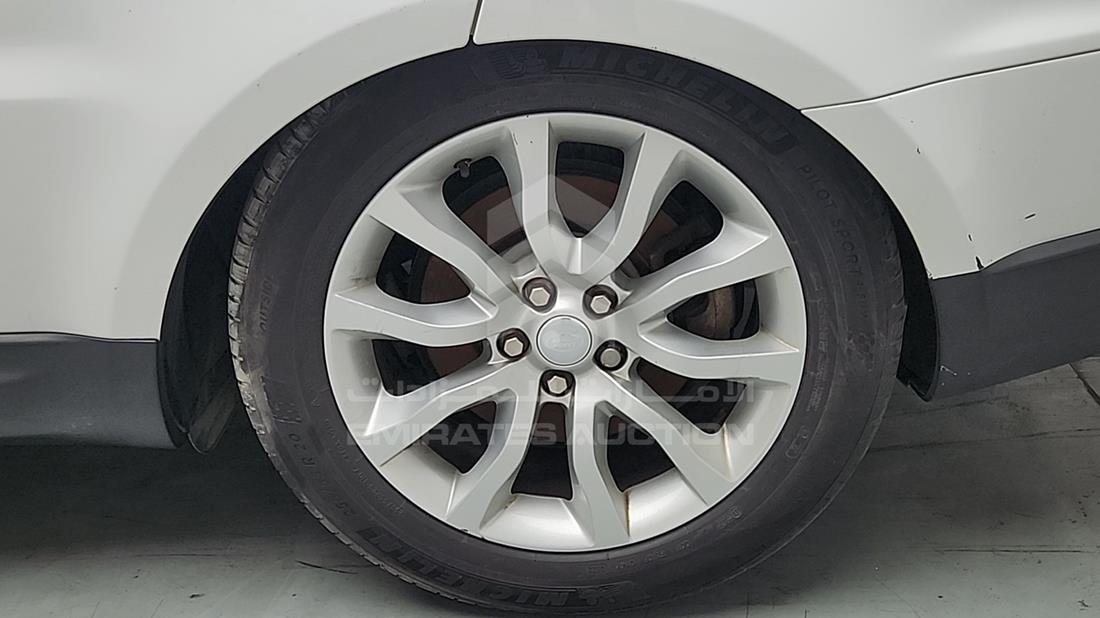 2016 Range Rover HSE — Rear Left Tyre — Photo 31