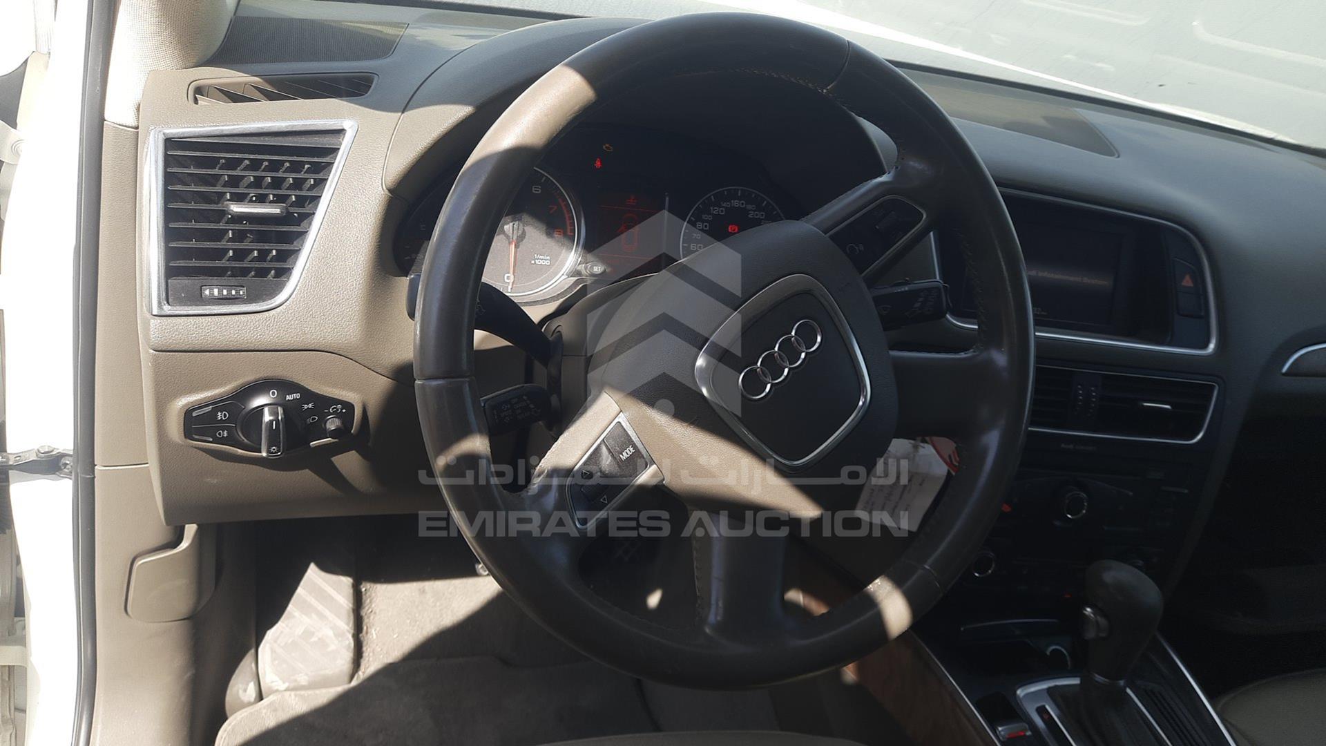 2012 AUDI Q5 VIN: WAUCFC8R8CA079364