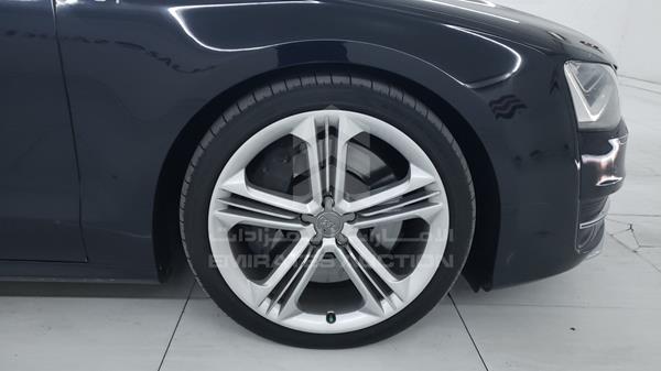 Audi S8 2014 WAUA2BFD6EN006378 Image 28