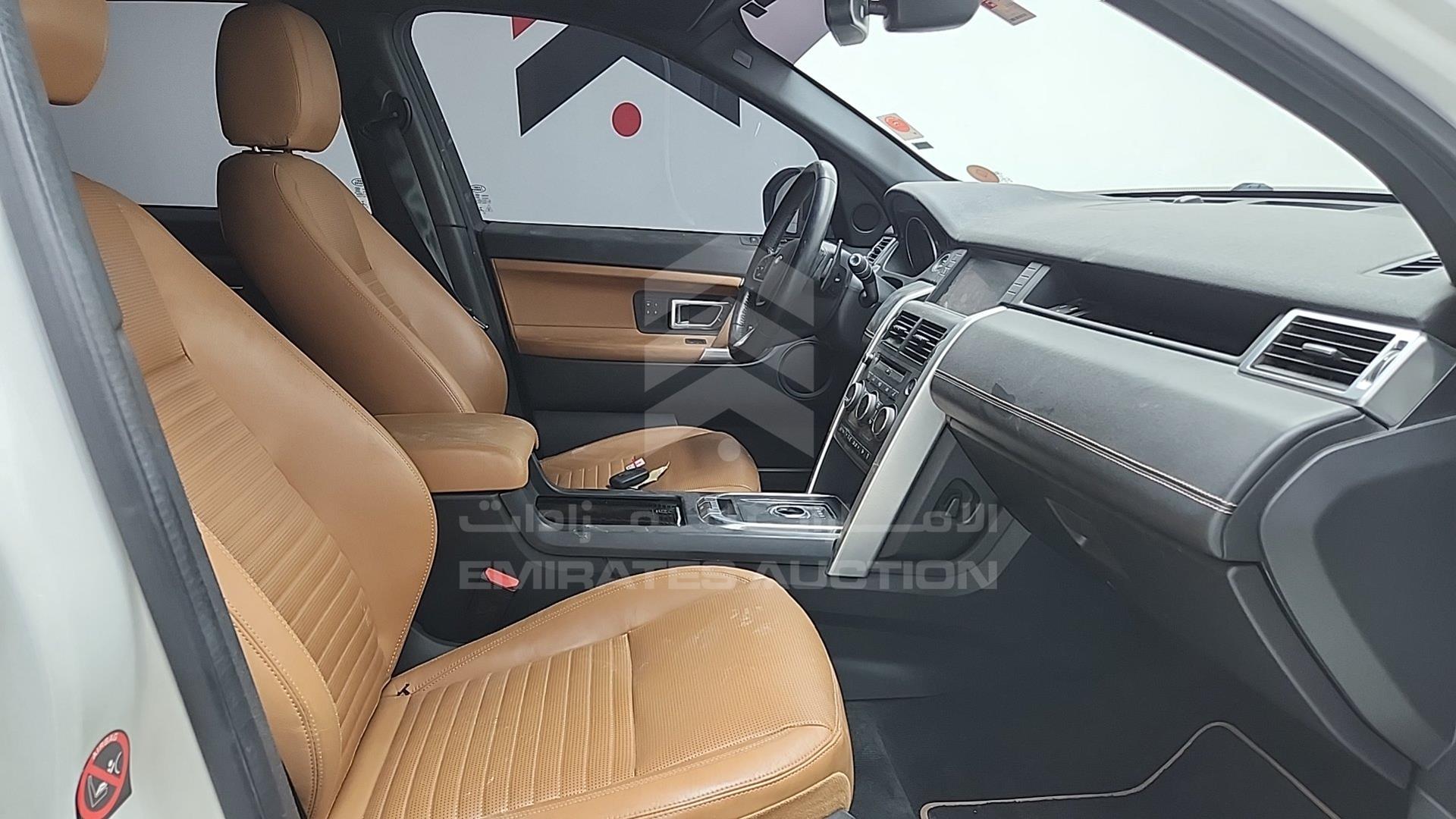 2018 LAND ROVER DISCOVERY VIN: SALCA2BX3JH758636