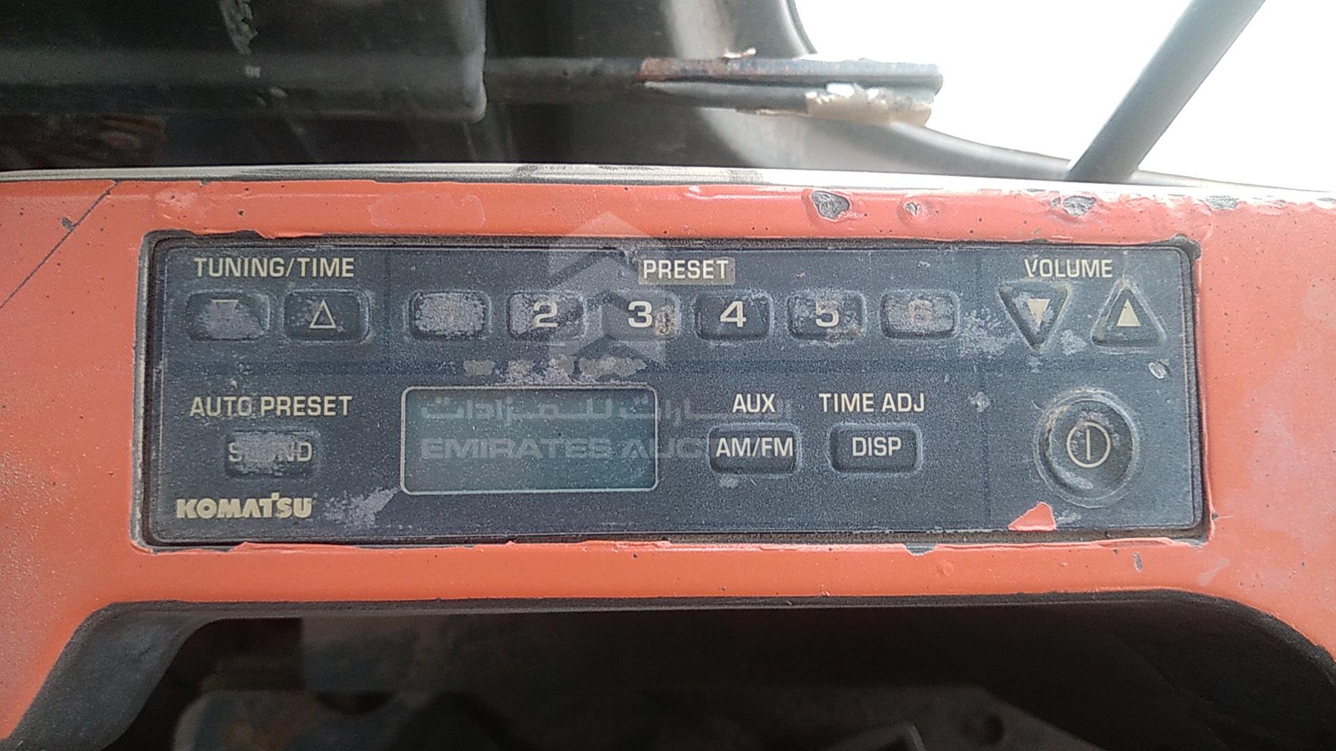 2013 KOMATSU EXCAVATOR VIN: KMTPC244P87C10549