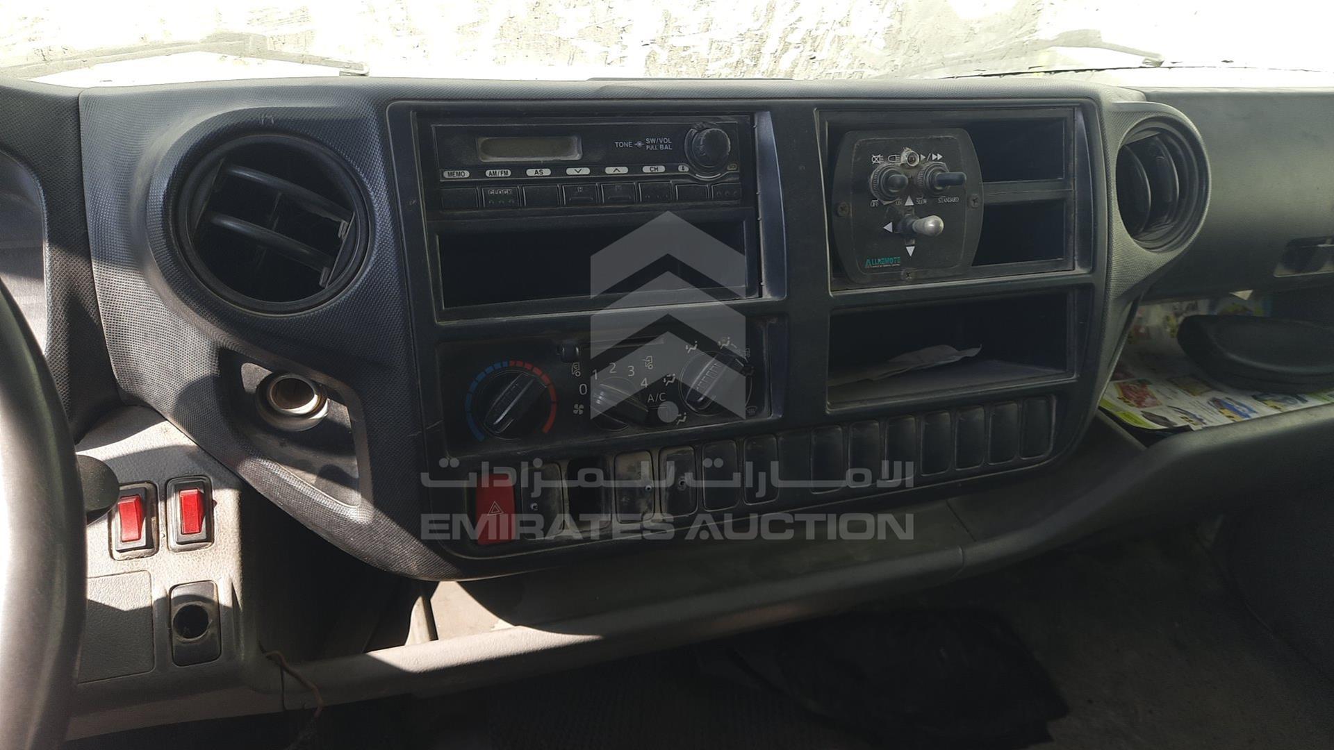 2014 HINO 300 VIN: JHHLCK1H1EK007861