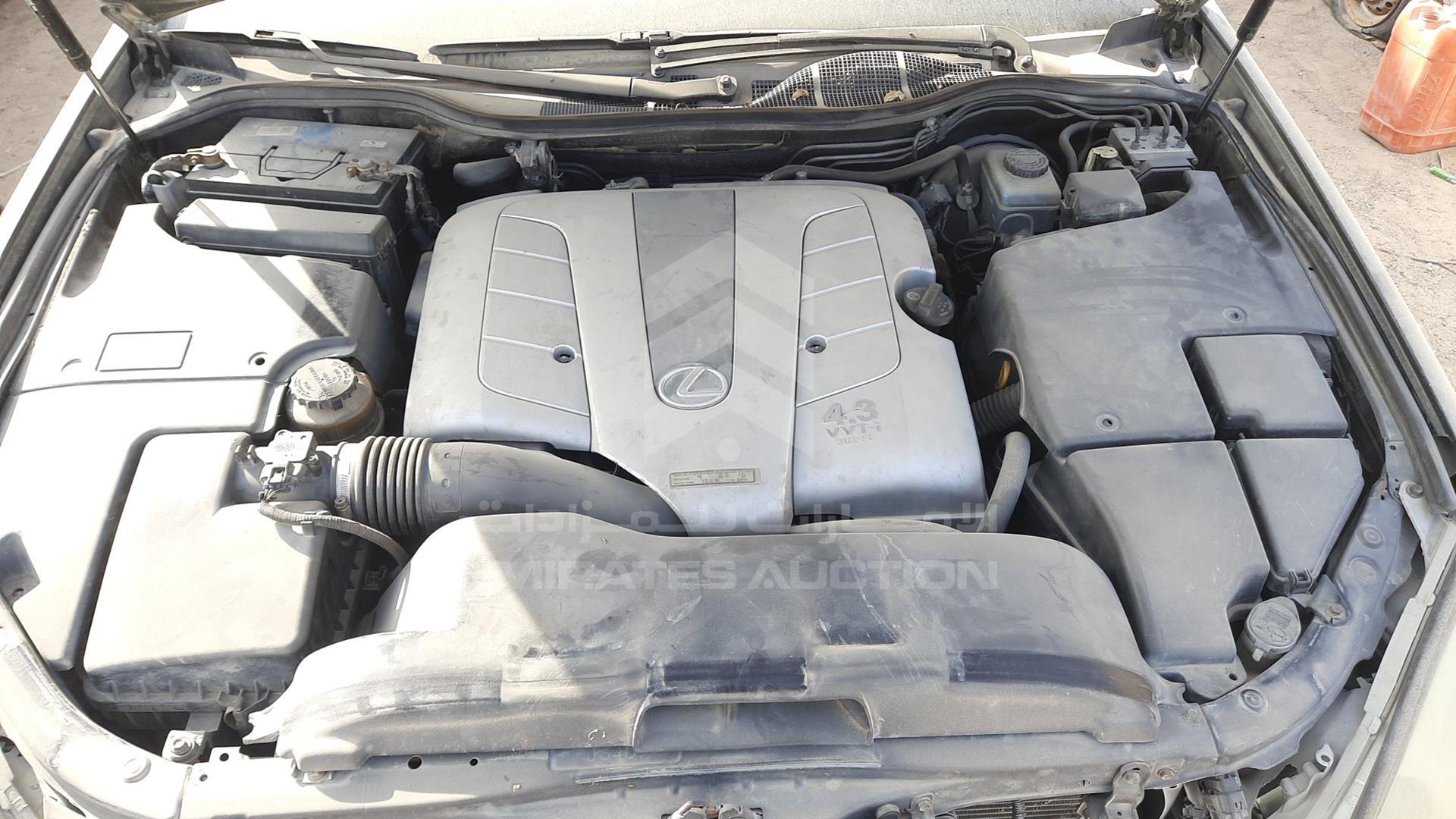 2001 LEXUS LS 430 VIN: JTHBN30FX10045687