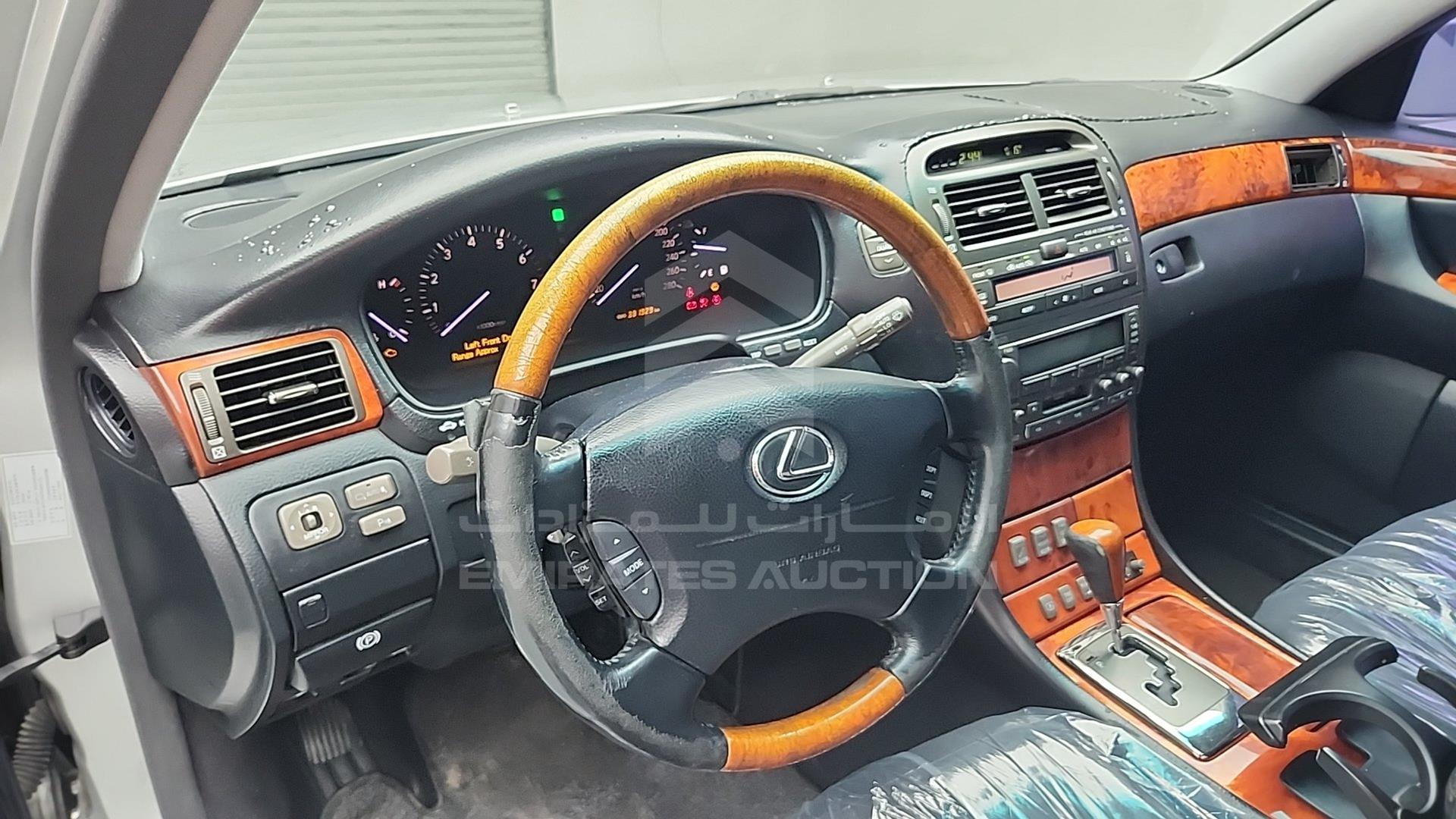 2005 LEXUS LS 430 VIN: JTHBN36F955000286