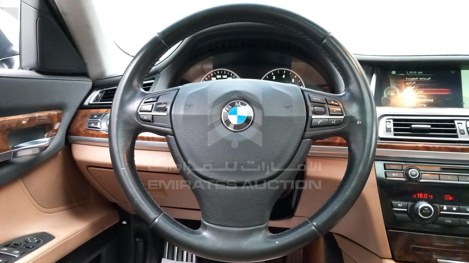 2014 BMW 730 VIN: WBAYE2102ED309335