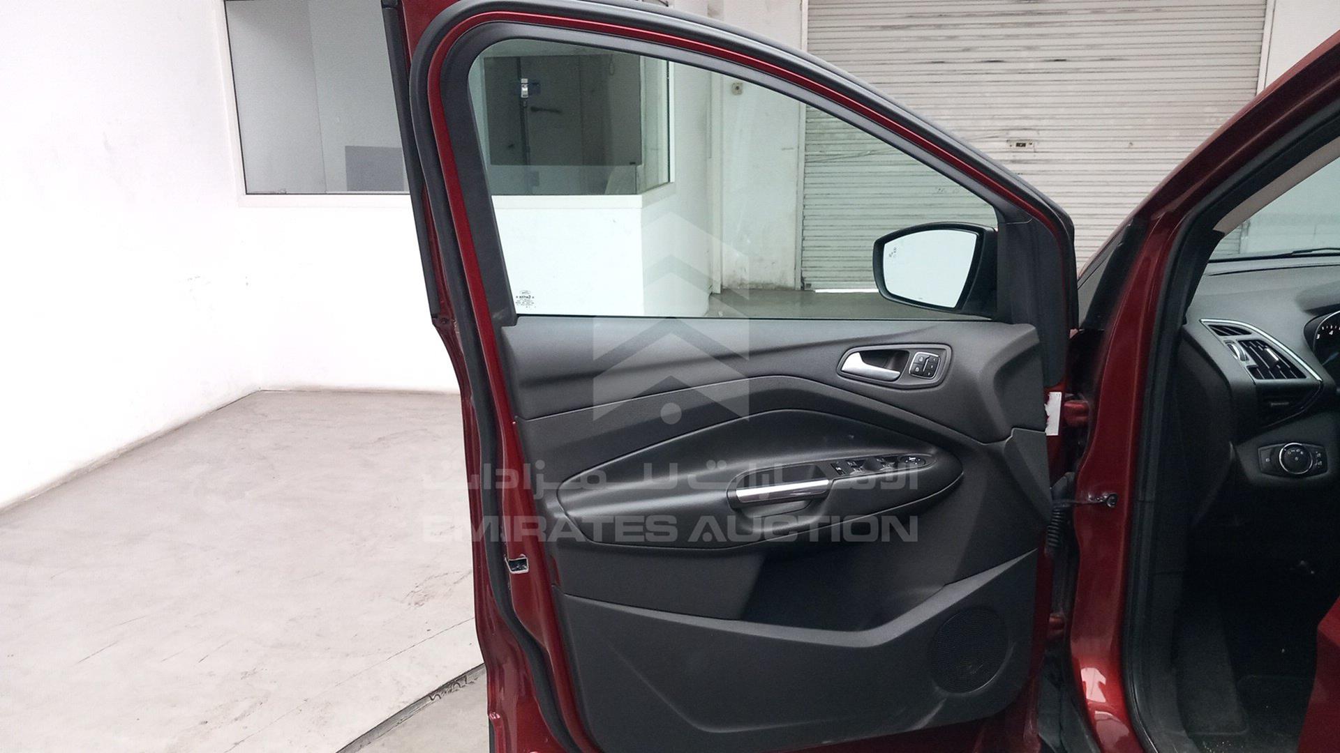 2014 FORD ESCAPE VIN: 1FMCU0J72EUA72844