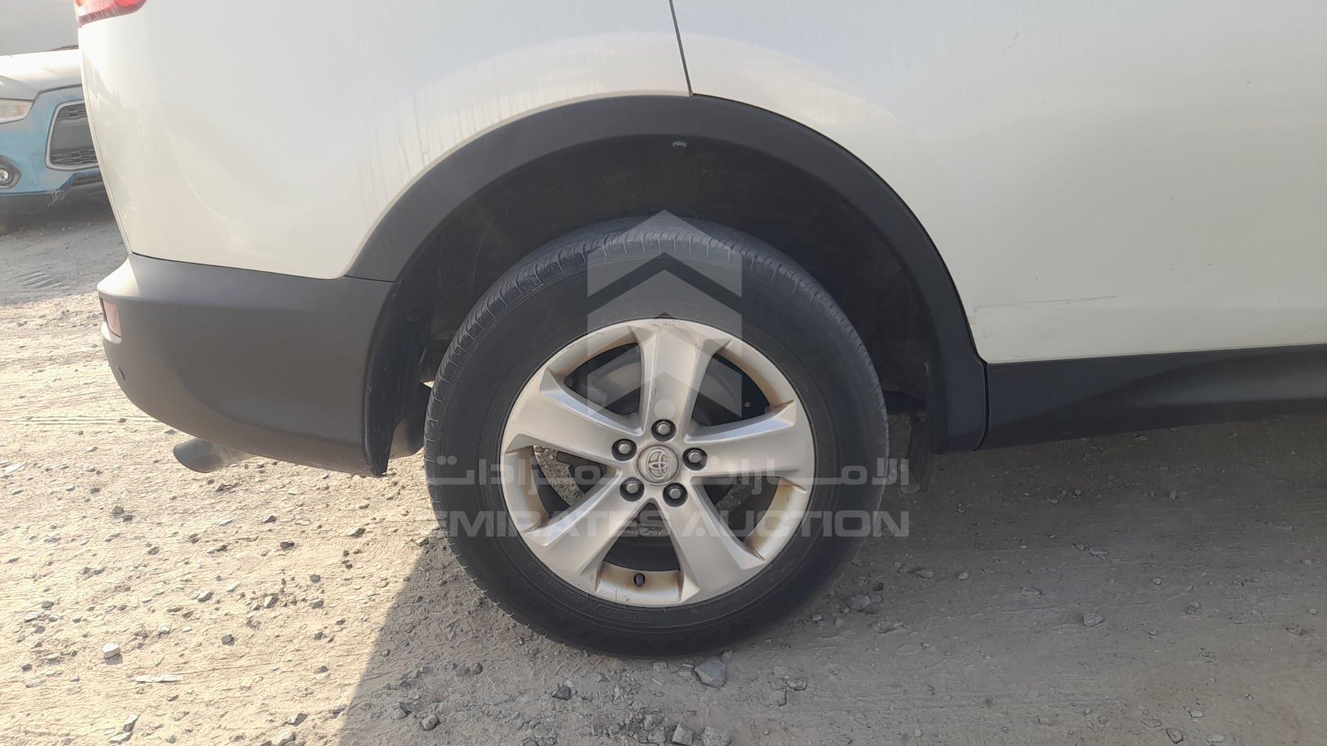 2014 TOYOTA RAV-4 VIN: JTMBF9EV4ED074909