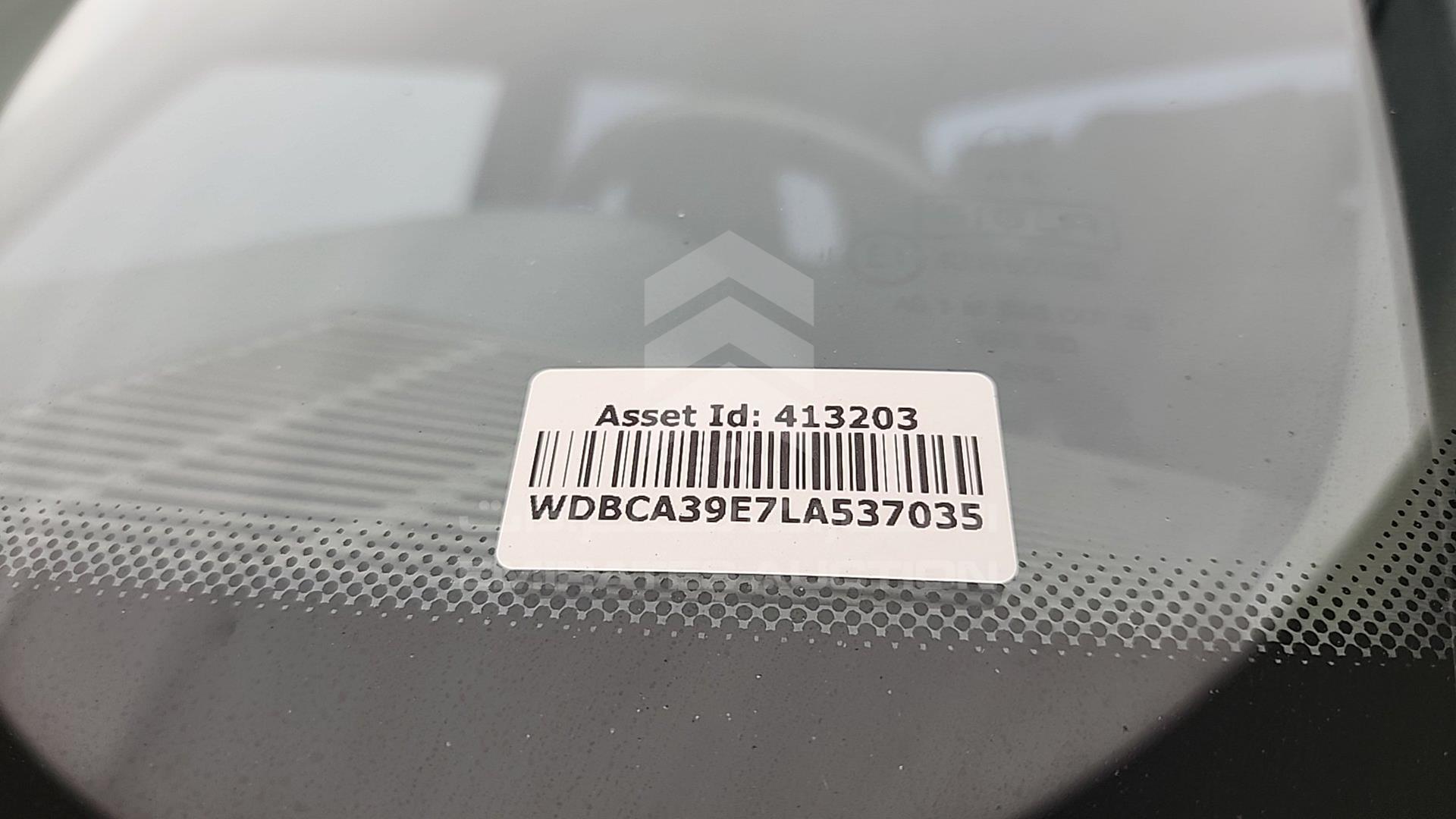 1990 MERCEDES SEL 560 VIN: WDBCA39E7LA537035