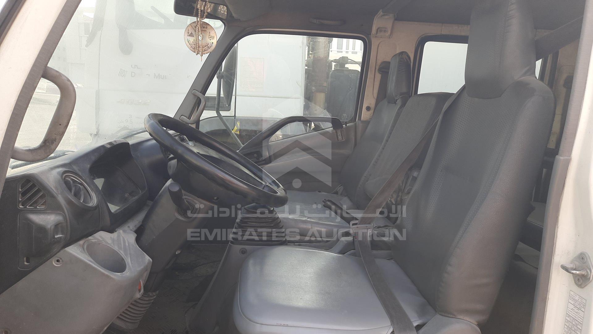 2014 HINO 300 VIN: JHHMCK3H9EK008144