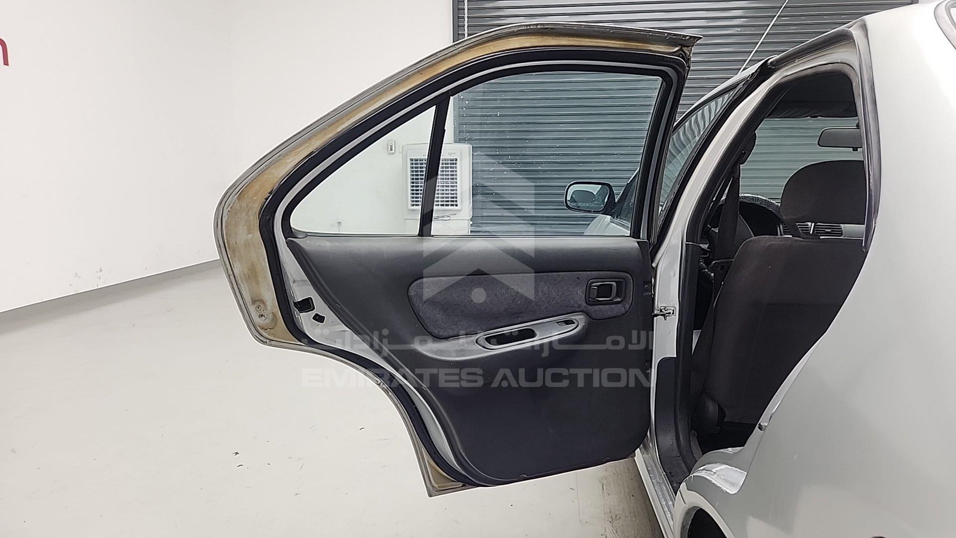 1999 NISSAN SUNNY VIN: JN1DB41S2XW005195