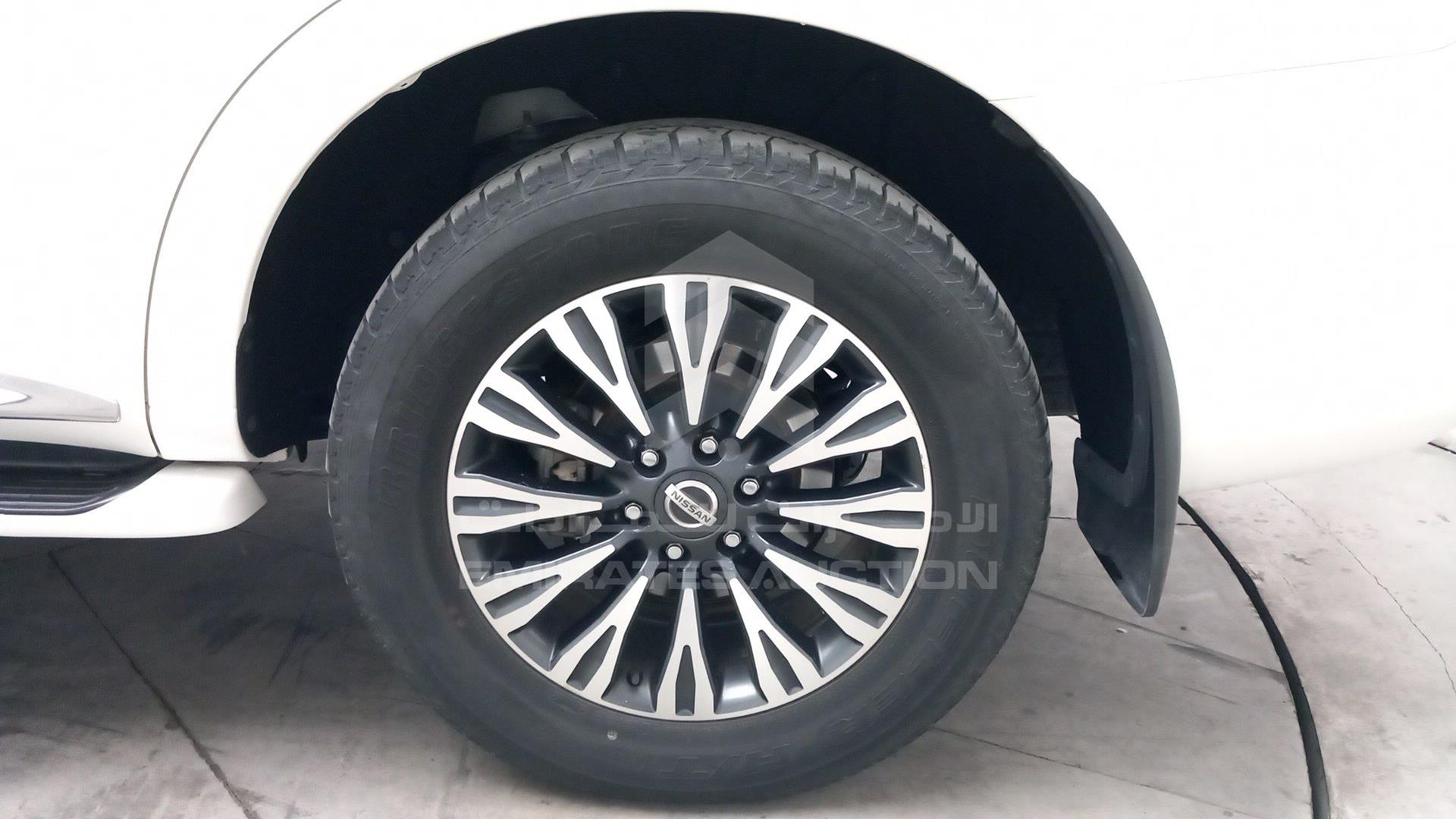 2017 NISSAN PATROL VIN: JN8BY2NY2H9008754