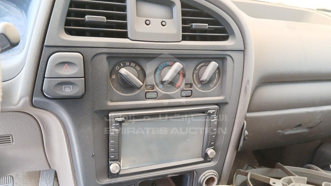 2001 Nissan Pathfinder — Entertainment Systems & Camera Monitor & Navigation — Photo 16