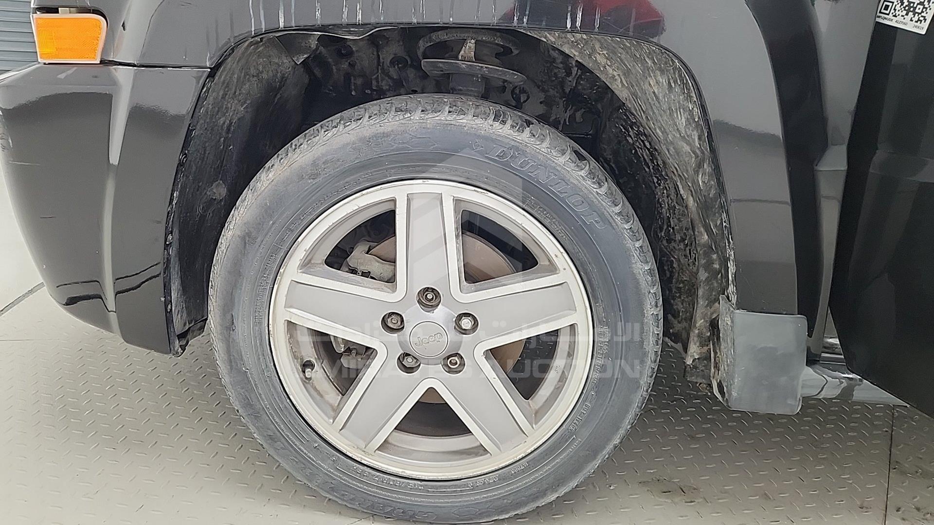 2008 JEEP PATRIOT VIN: 1J8FFF8W38D667758